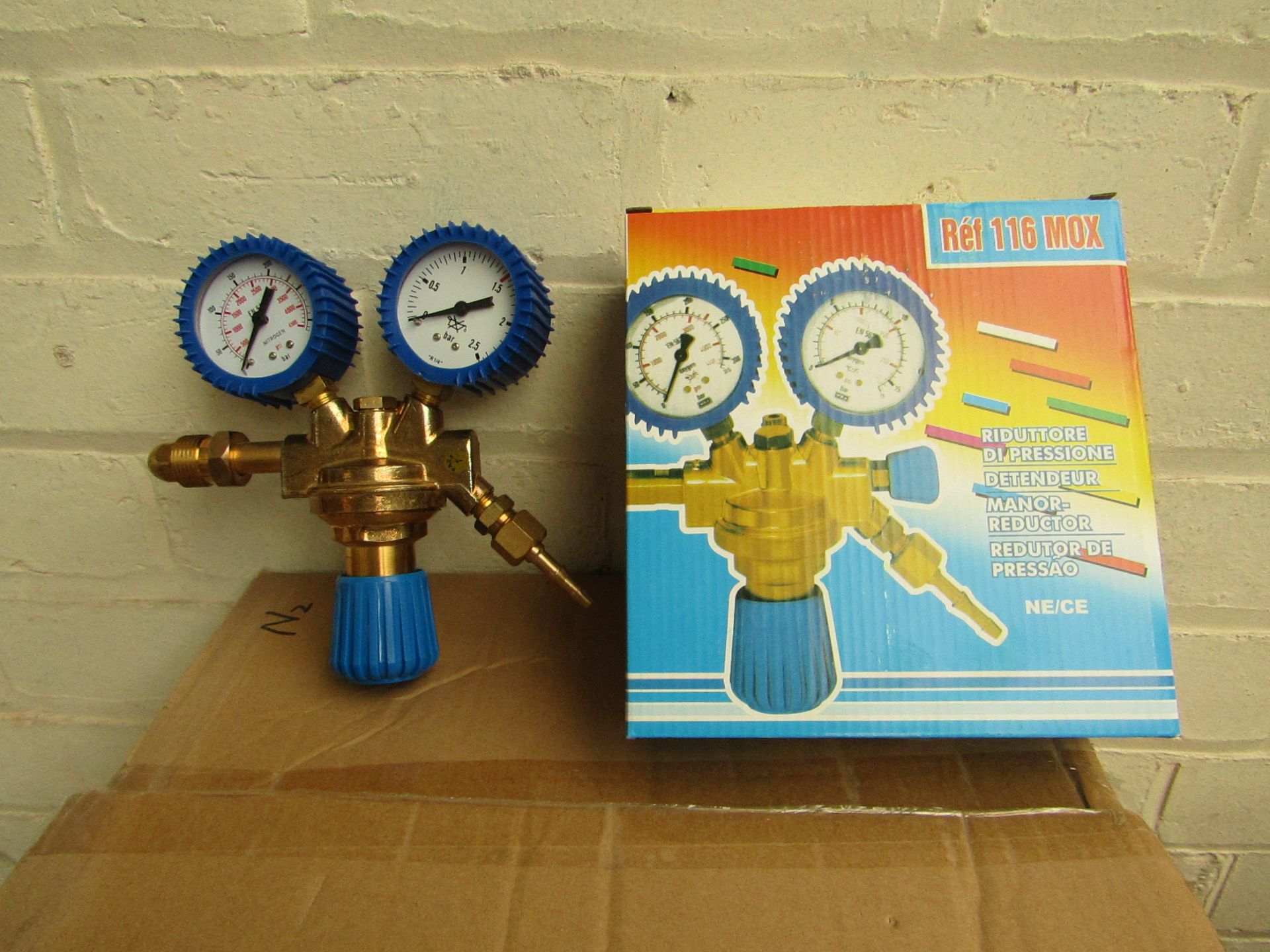 Mox 116 Pressure reducer gauge, new and boxed.