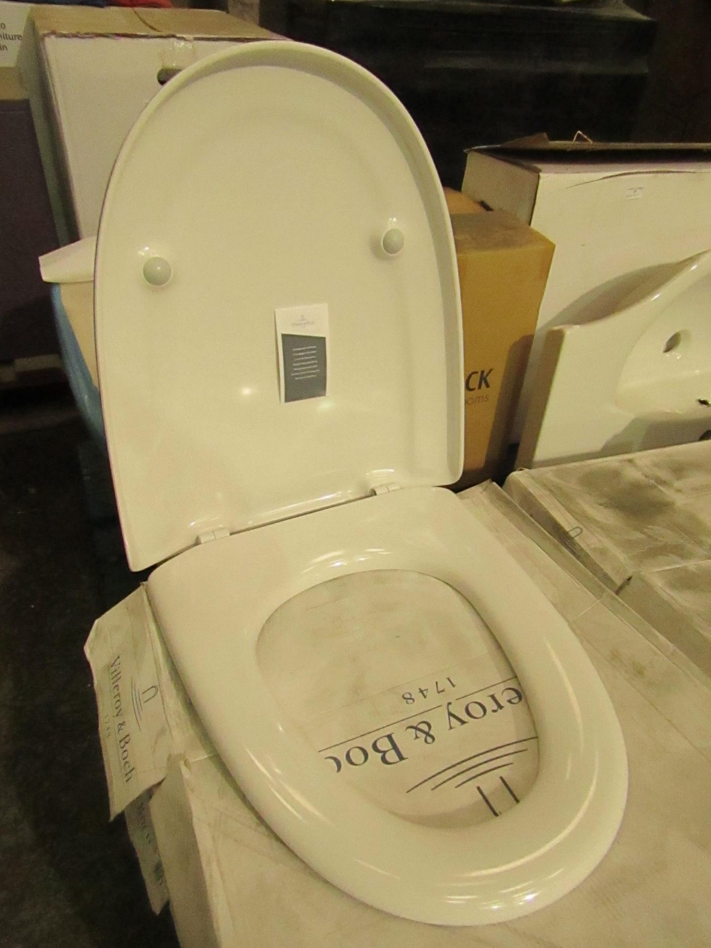 Villeroy and Boch toilet seat with cover, brand new and boxed.