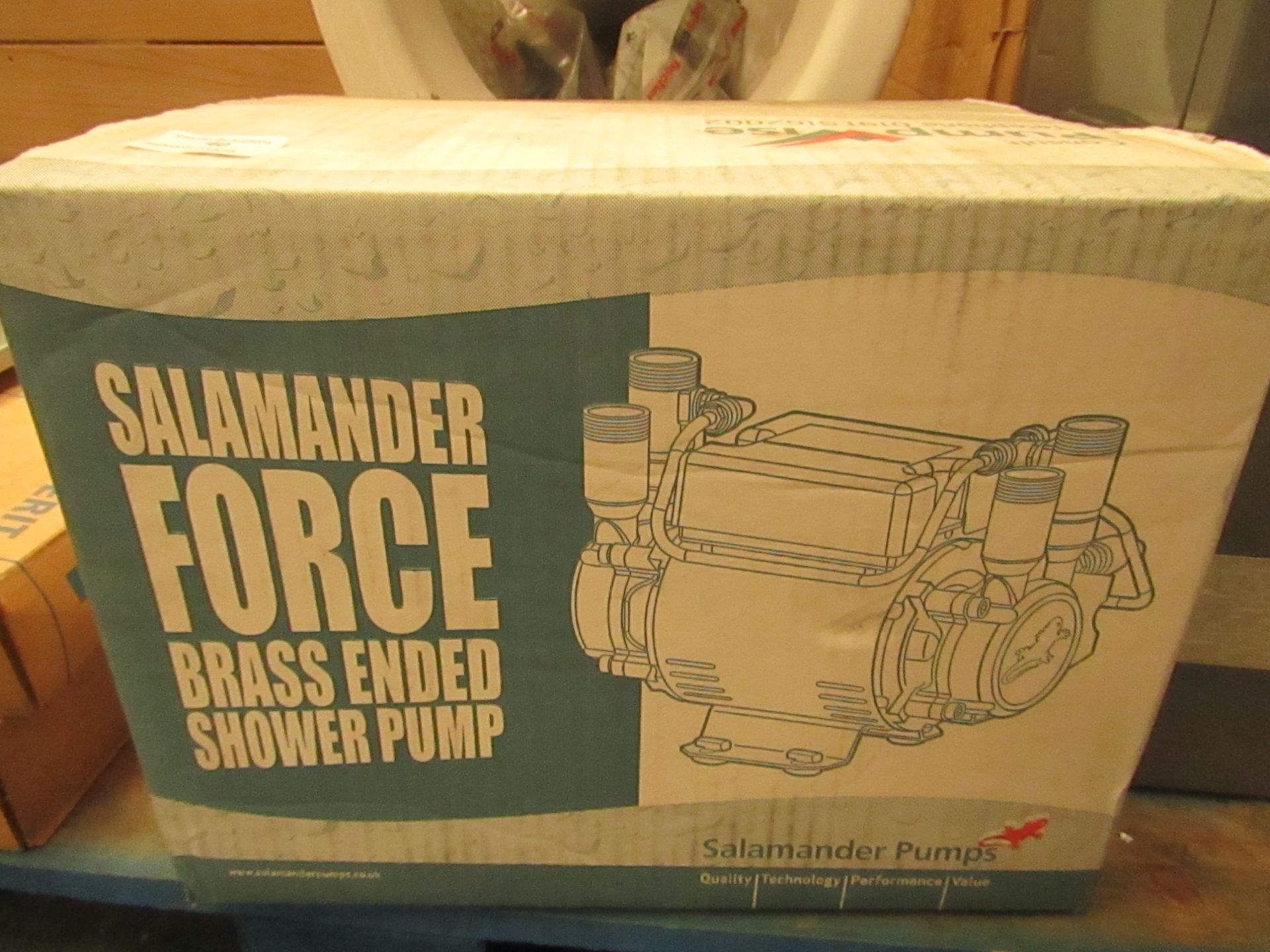 Salamander CT Force 15 brass ended twin shower pump, 1.5Bar, brand new and boxed. RRP £339.99 at