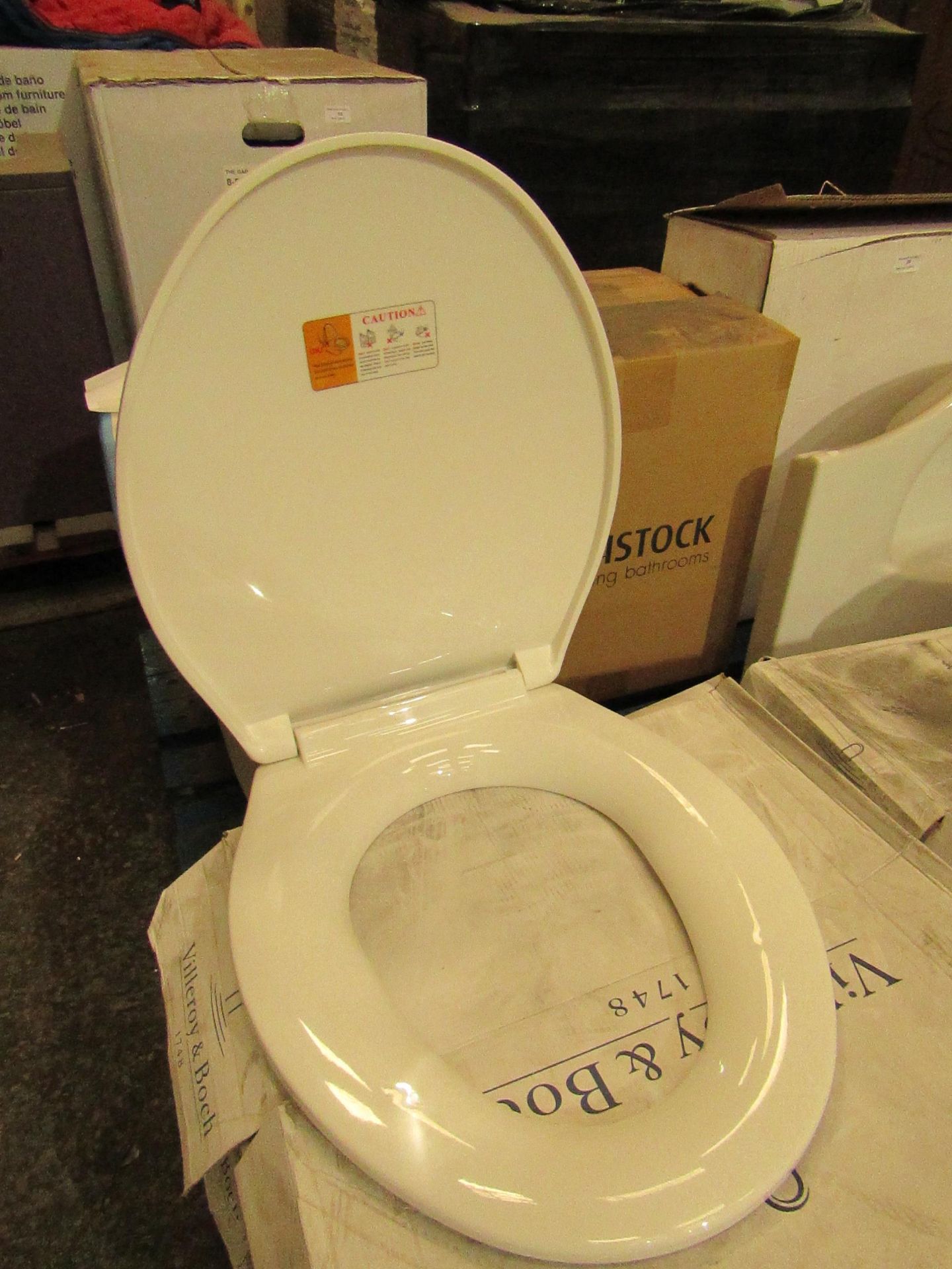 Villeroy and Boch Ocean Seat toilet seat with cover, brand new and boxed.