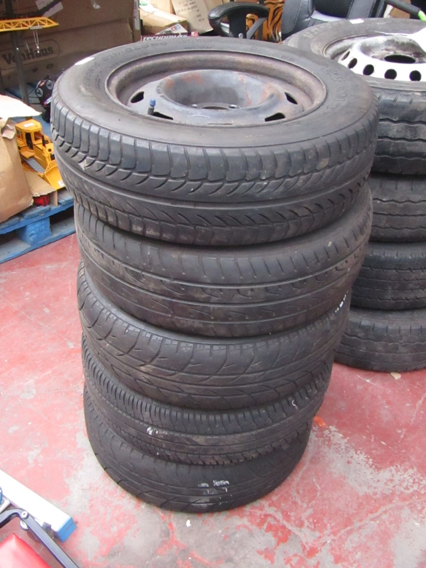 5x Seat small van tyres and Steel Rims.