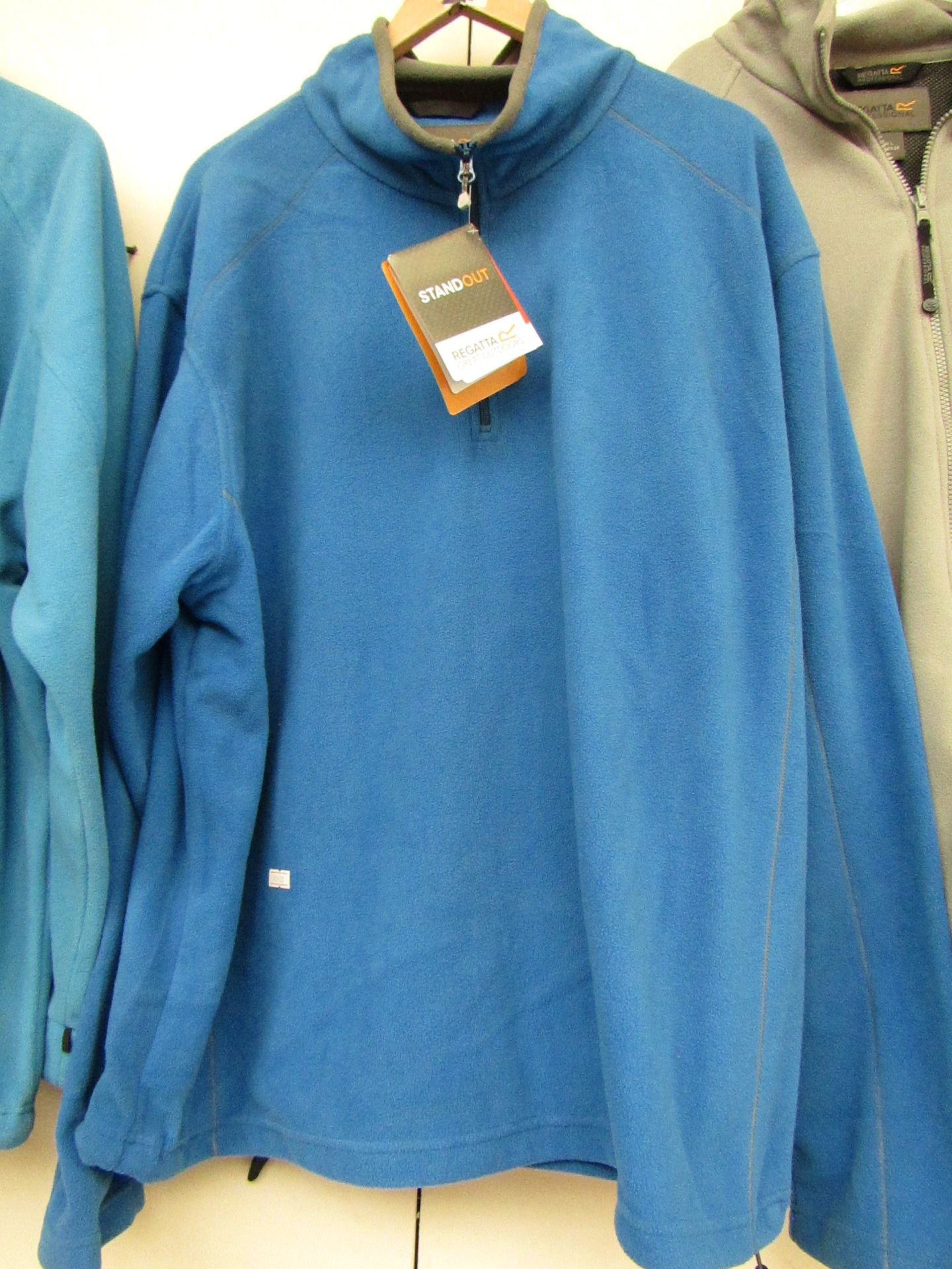 Regatta Fleece Blue ( 1/4 front zip   ) size X/ L new in packaging