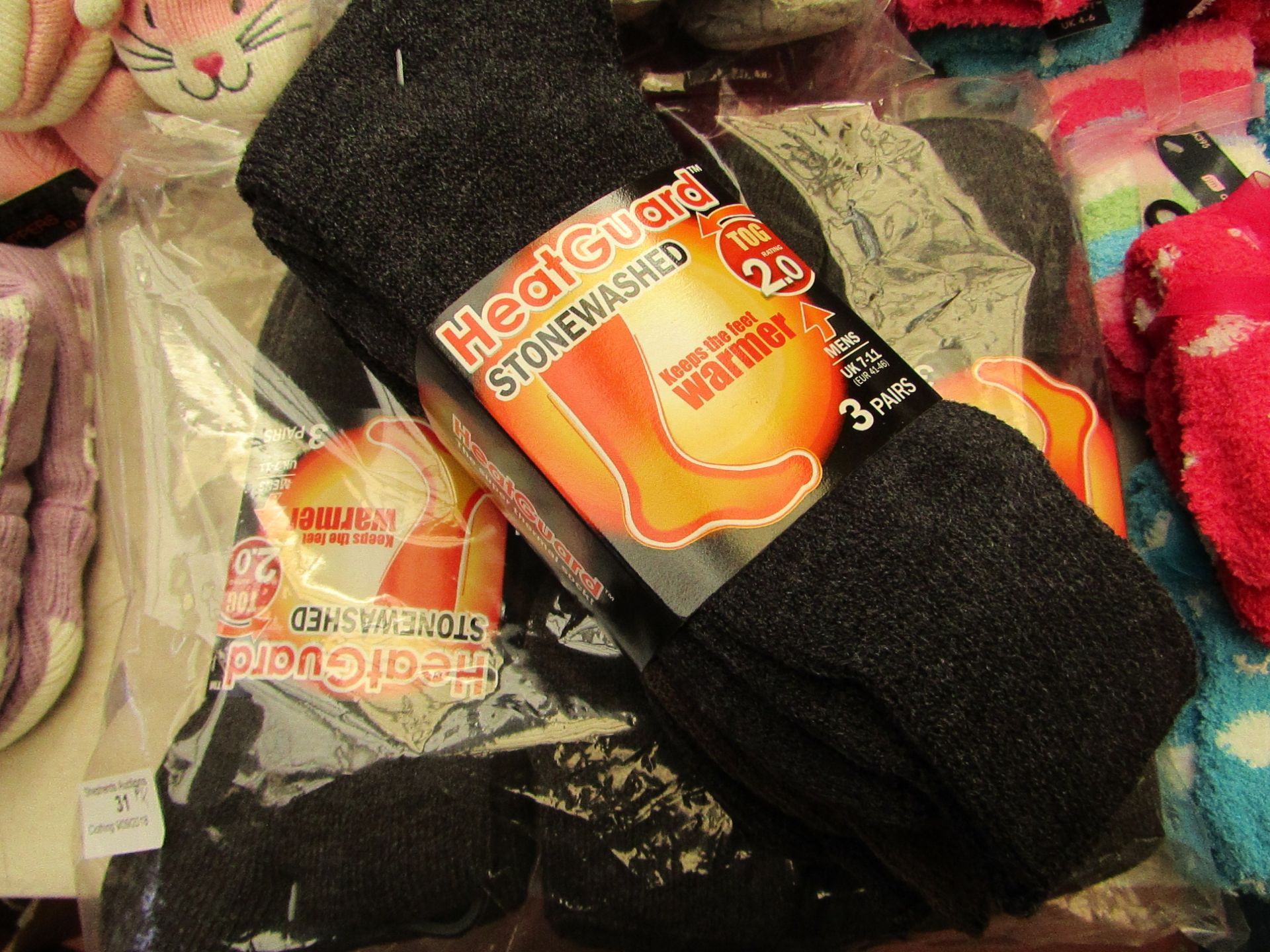 12 Pairs of Heatgaurd Stonewashed socks 2,0 tog size 7-11 colours brown/grey/black new in packaging