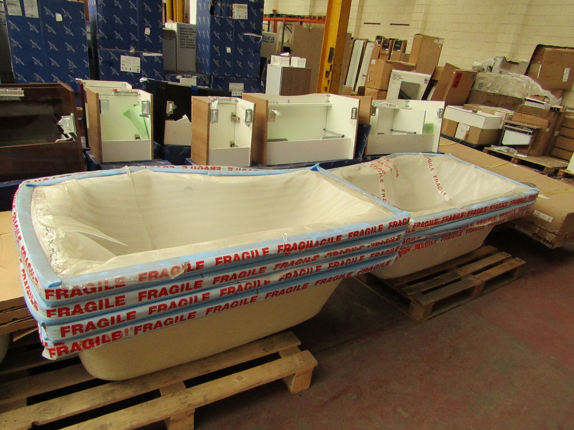 6x 1500mm P Shaped Baths, 4 Right hand & 2 Left Hand