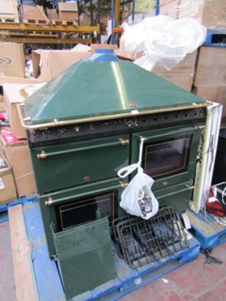 Mixed Goods Auction includes Electricals, Fancy goods, Salon Stock and furniture.