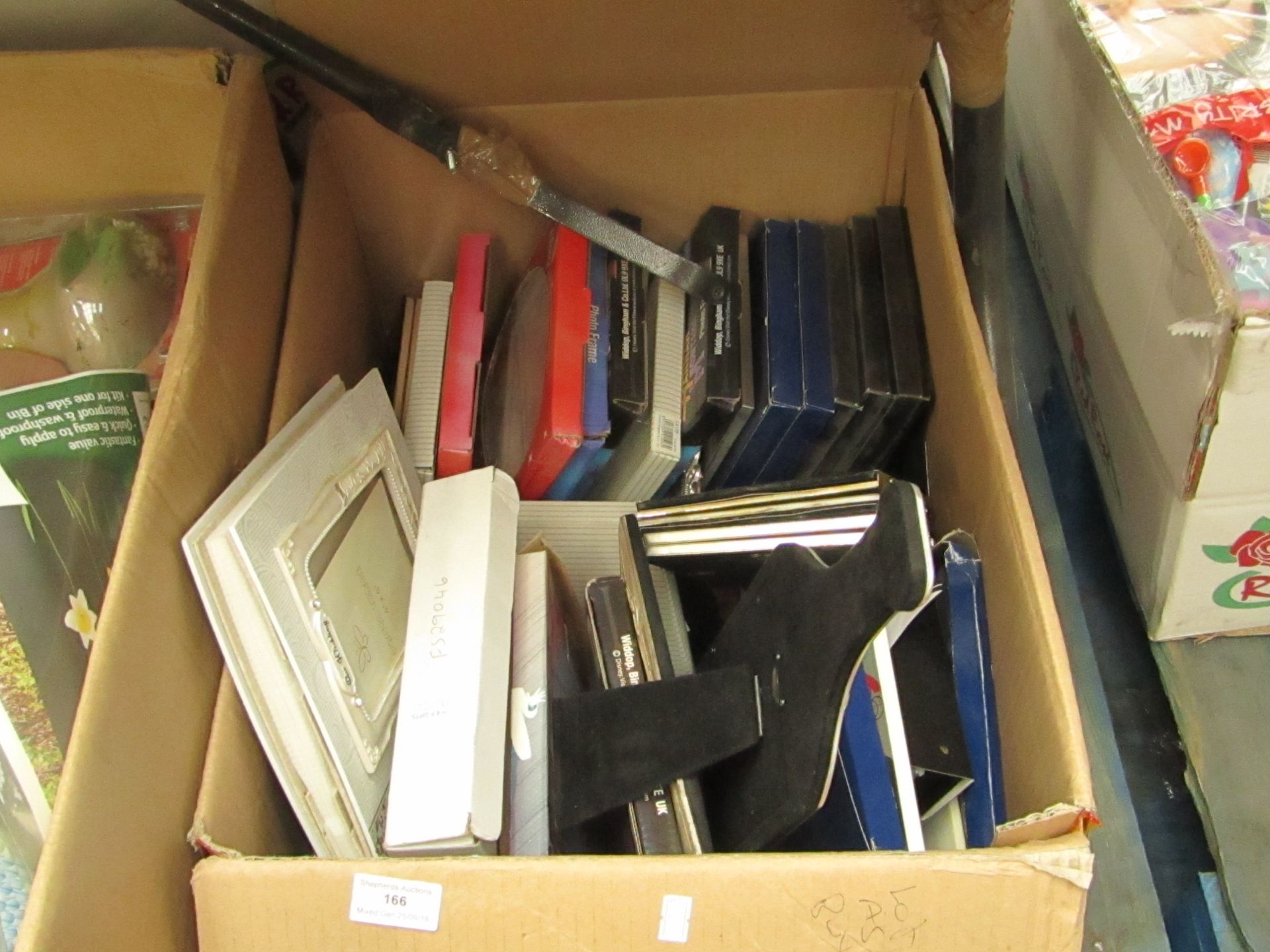 Box containing approx 20x various photo frames and more.