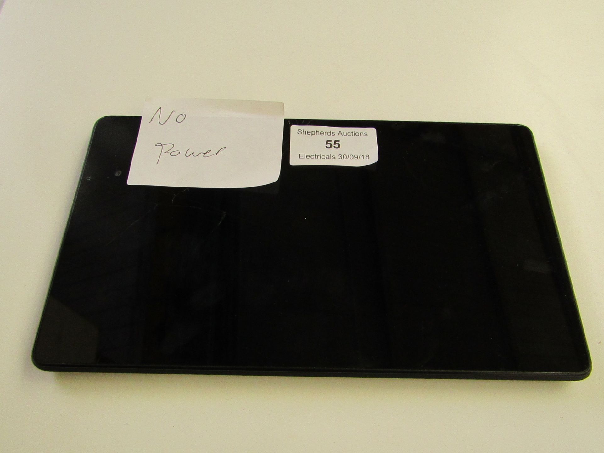 Asus Nexus tablet, no capacity stated, no power.