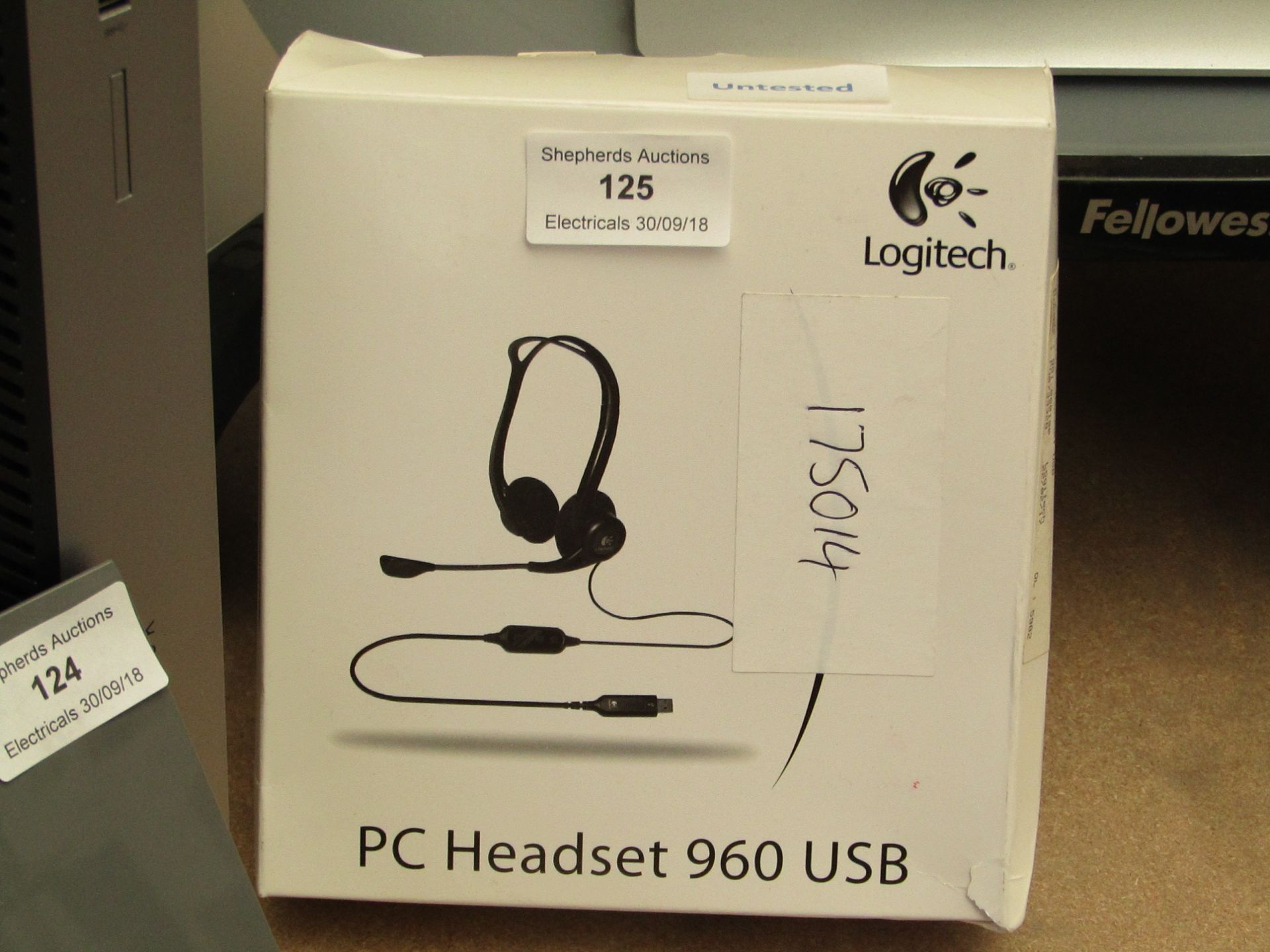 Logitech PC headset 960 USB, unchecked and boxed