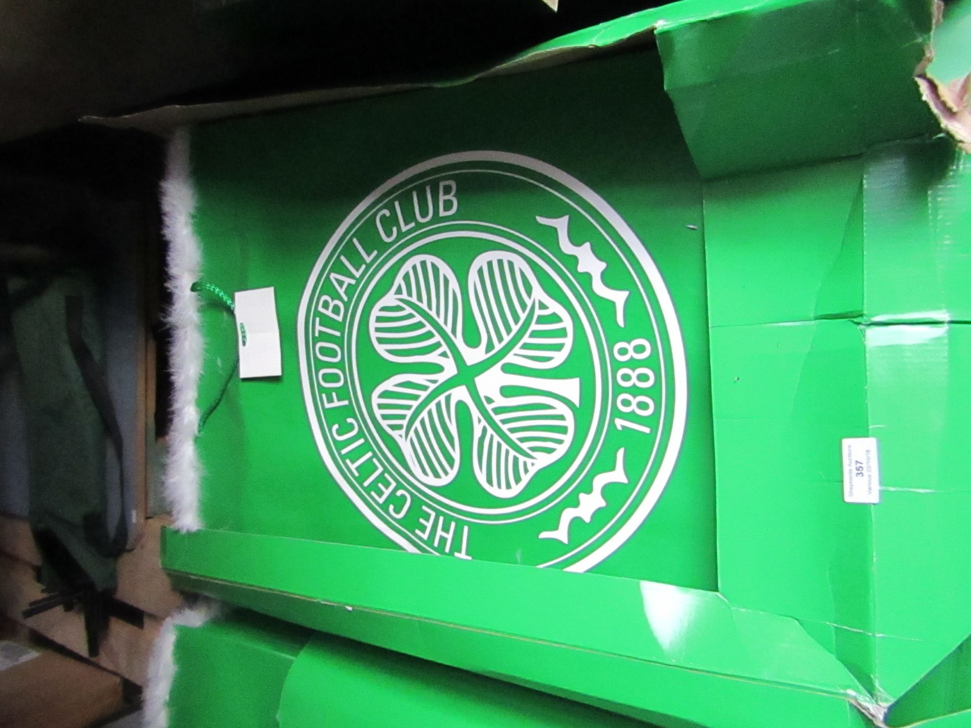 Approx 20x Giant Celtic FC Xmas Gift Bags.