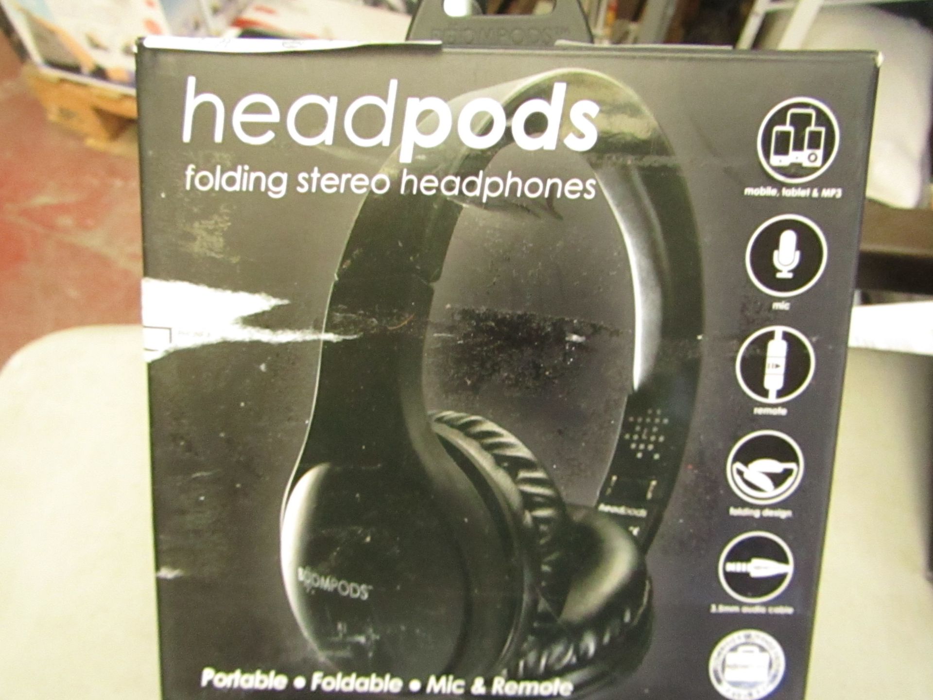 Headpods folding stereo headphones, tested working