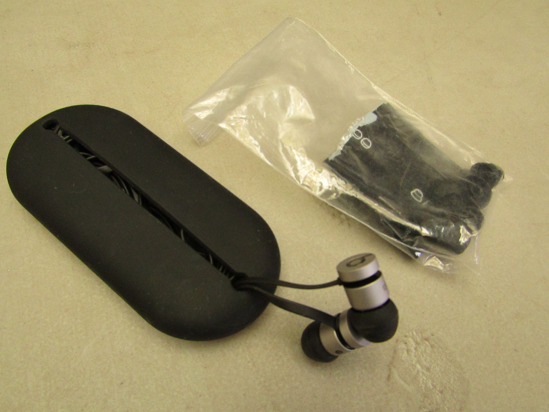 Beats urBeats earbud earphones, tested working