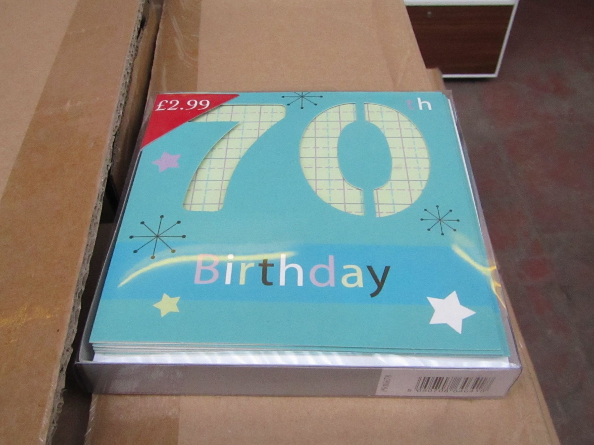 Box of approx 72x packs of 5x '70th birthday' cards with envelopes, all new
