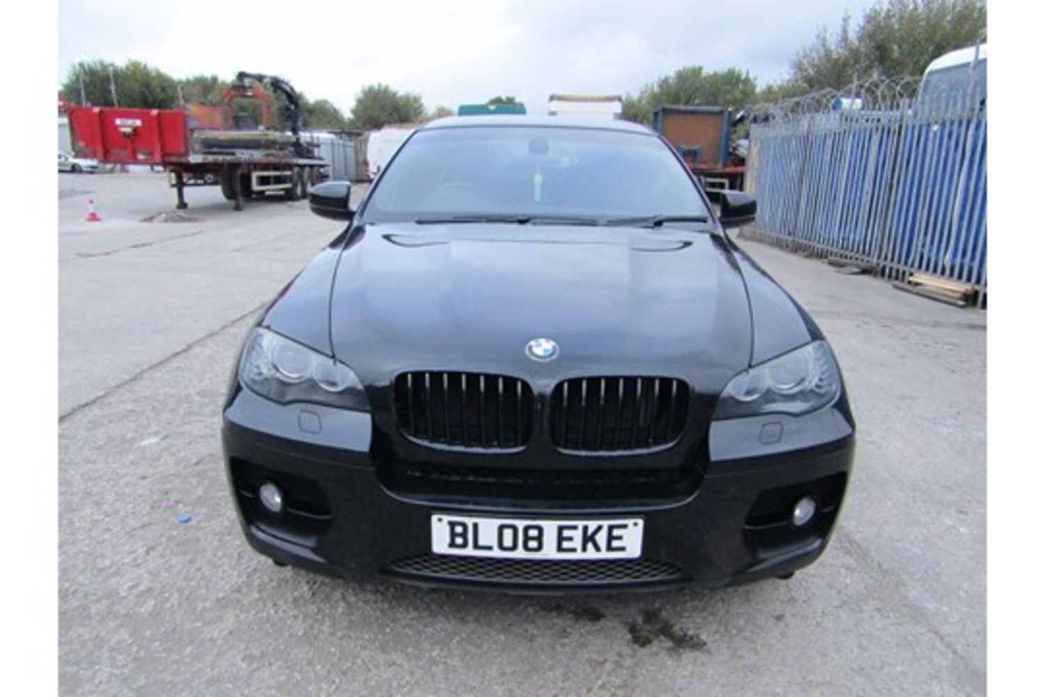 Vehicle Auction Of BMW X6 35D & Vauxhall Astra Estate