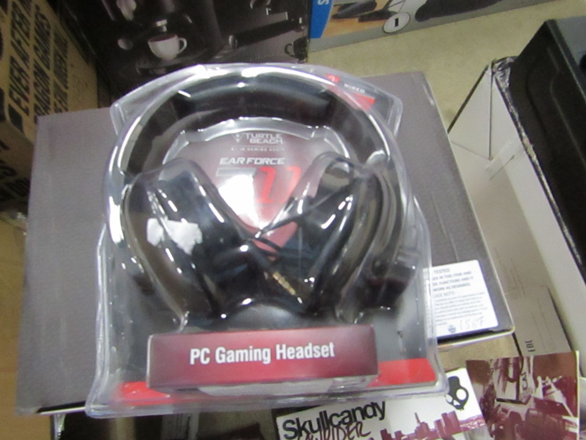 Turtle Beaches ear force Z11 gaming headset, tested working and packaged.