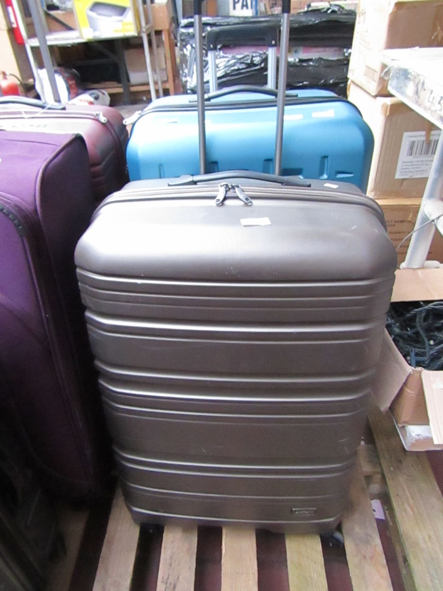 Antler 4 wheel Large hardshell suitcase, Used