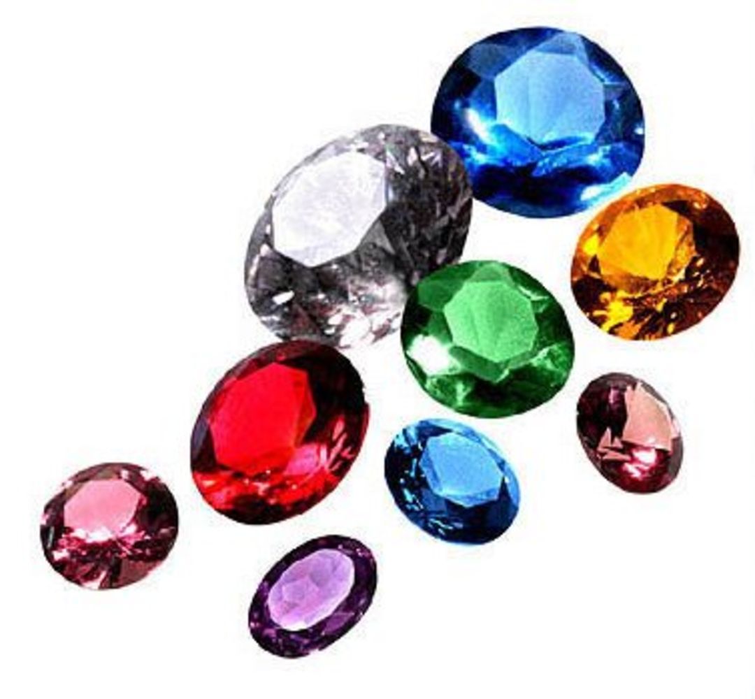 Precious Gem Stones and Gem Set Jewellery at Crazy low reserve prices all with valuation certificates.