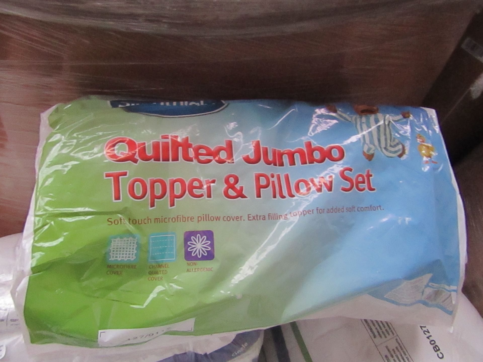 6x Silent Night Quilted Jumbo topper and pillow set single, all brand new and packaged.  Each RRP £