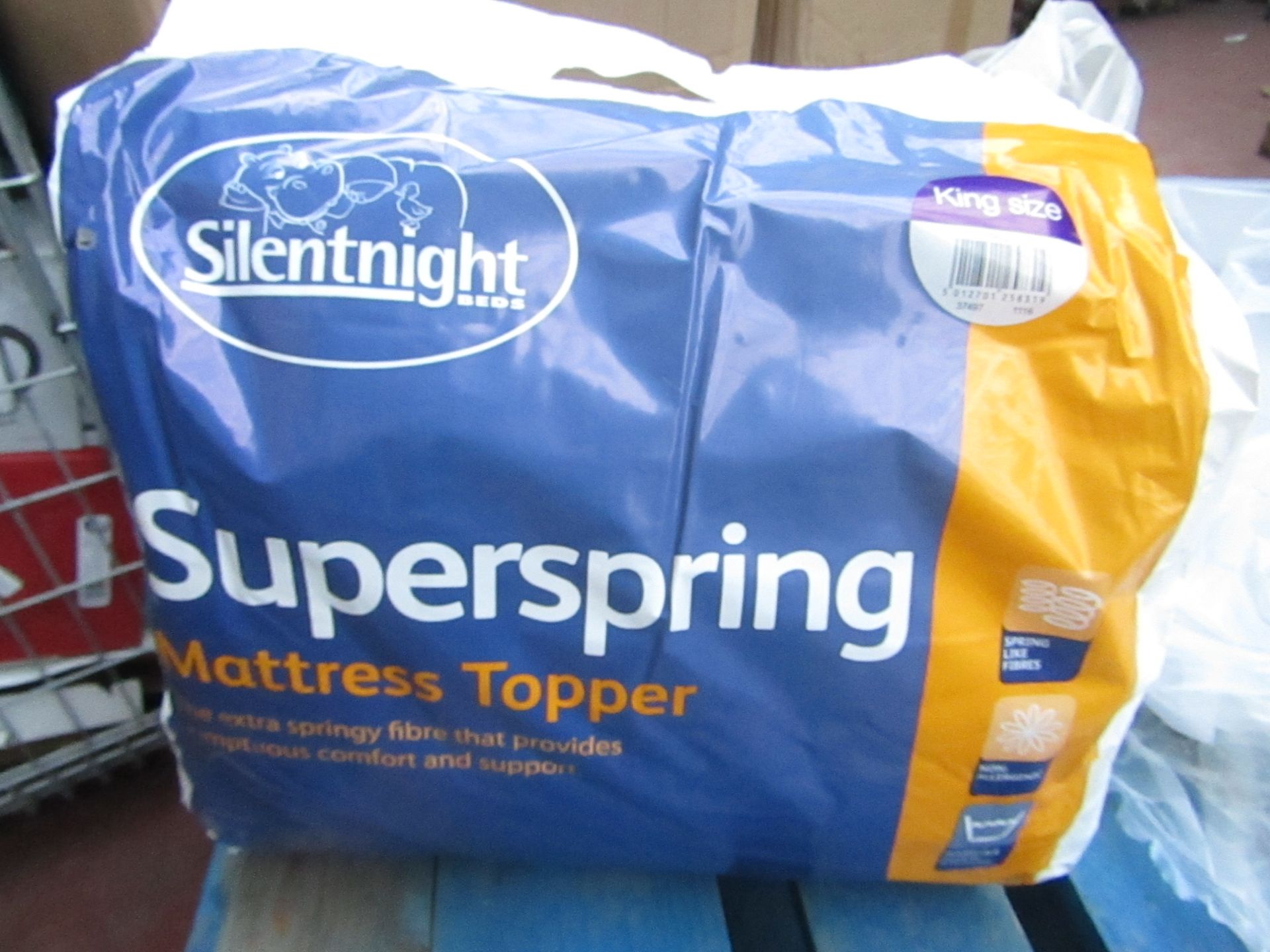 4x Silentnight Super Spring mattress topper, kingsize, all brand new and packaged. Each RRP £29.99