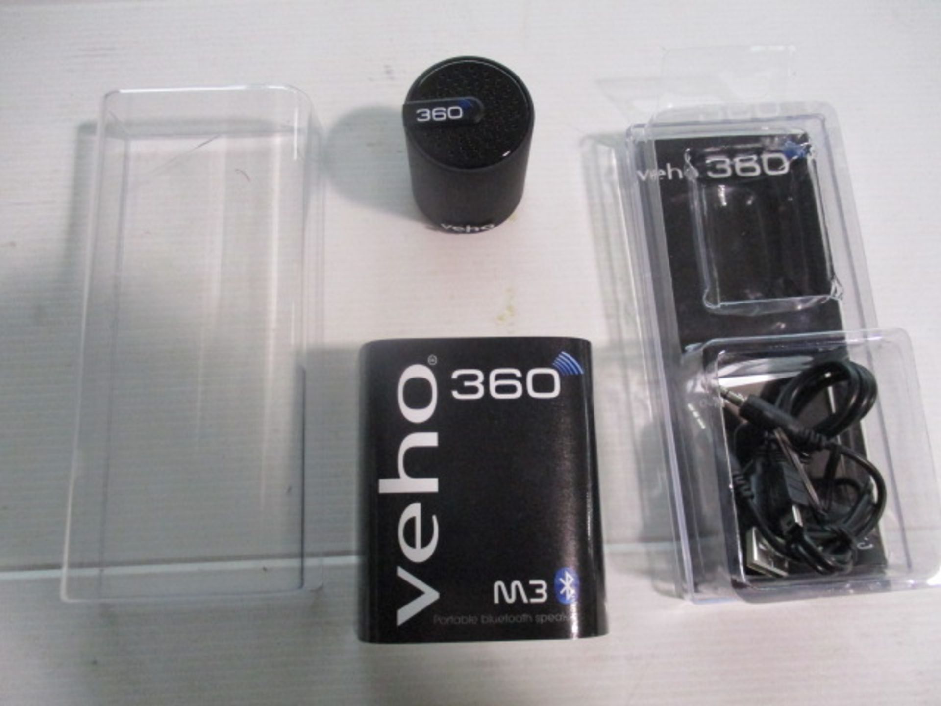 Veho360 Bluetooth Wireless Speaker kit boxed and unchecked