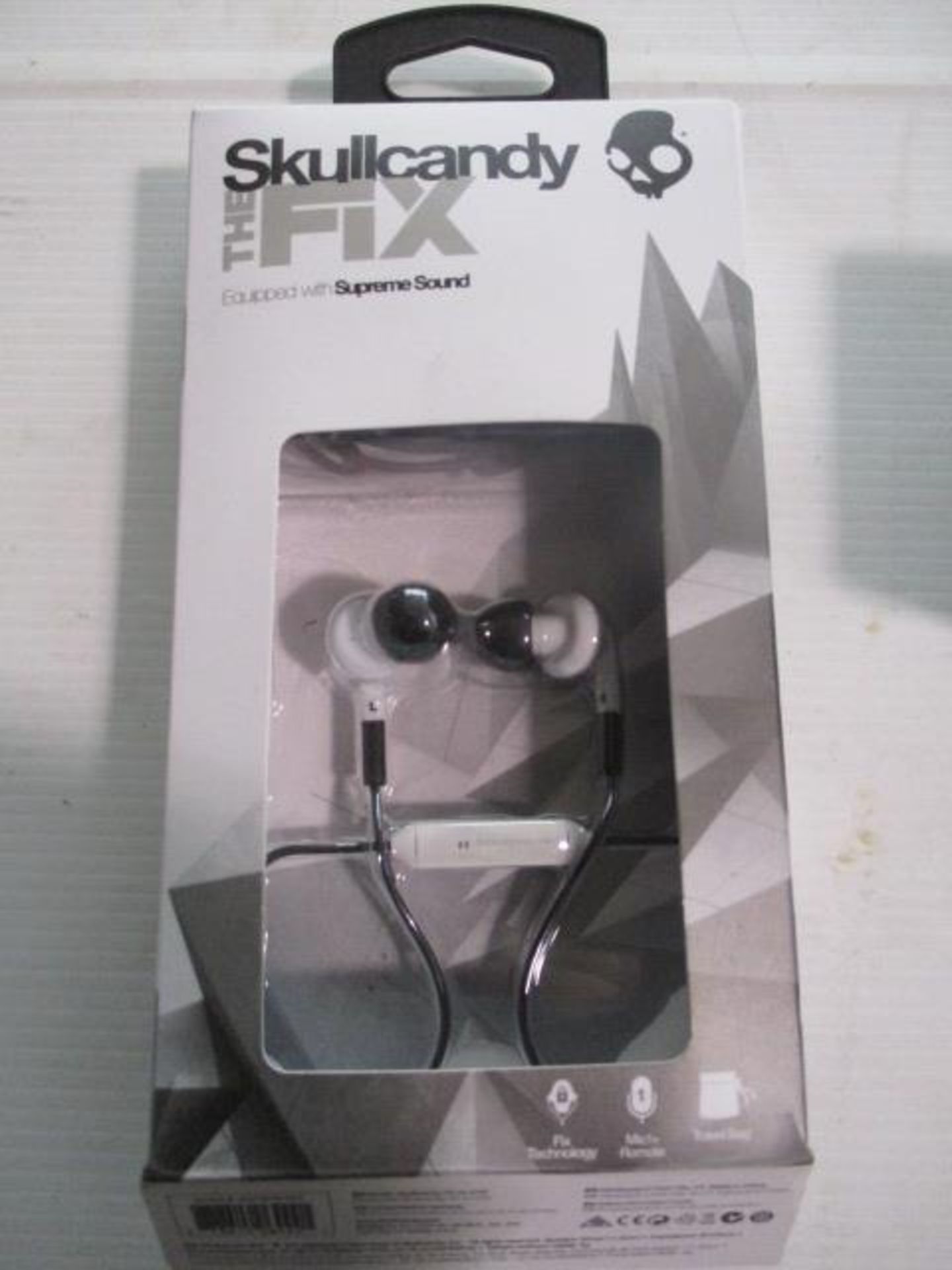 SkullCandy Headfones boxed and unchecked as pictured