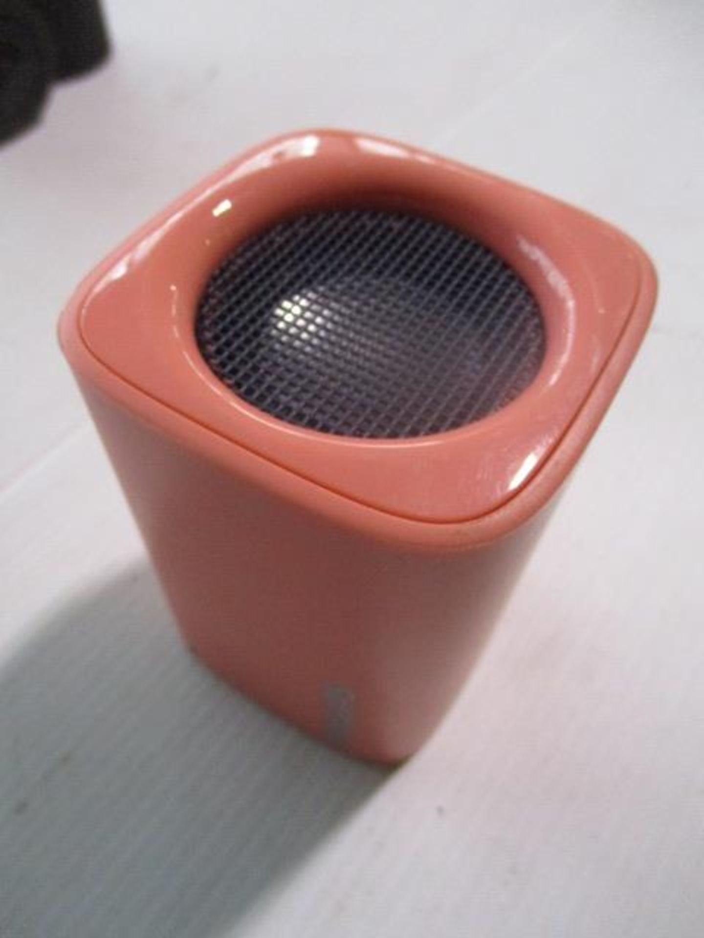 Wireless bluetooth speaker as pictured