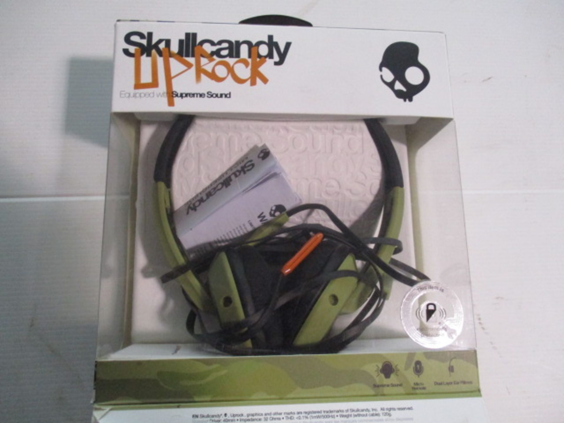 SkullCandy Uprock Headfones boxed and unchecked