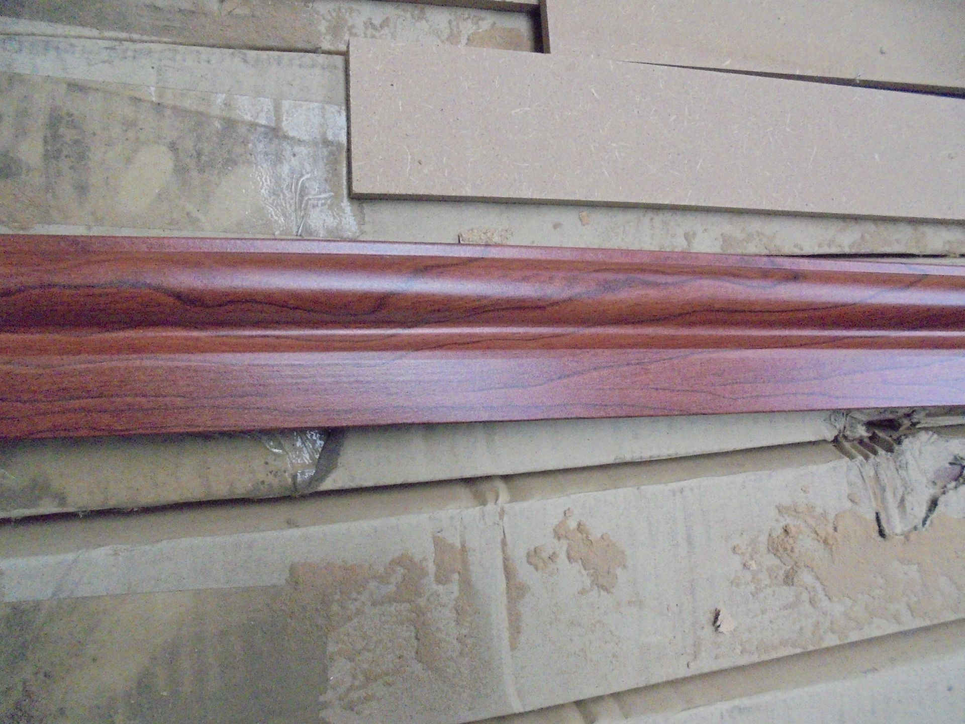 5 pieces x Laminate Taurus Mahogany Skirting 64mm x 2.4m RRP £10.49 per piece