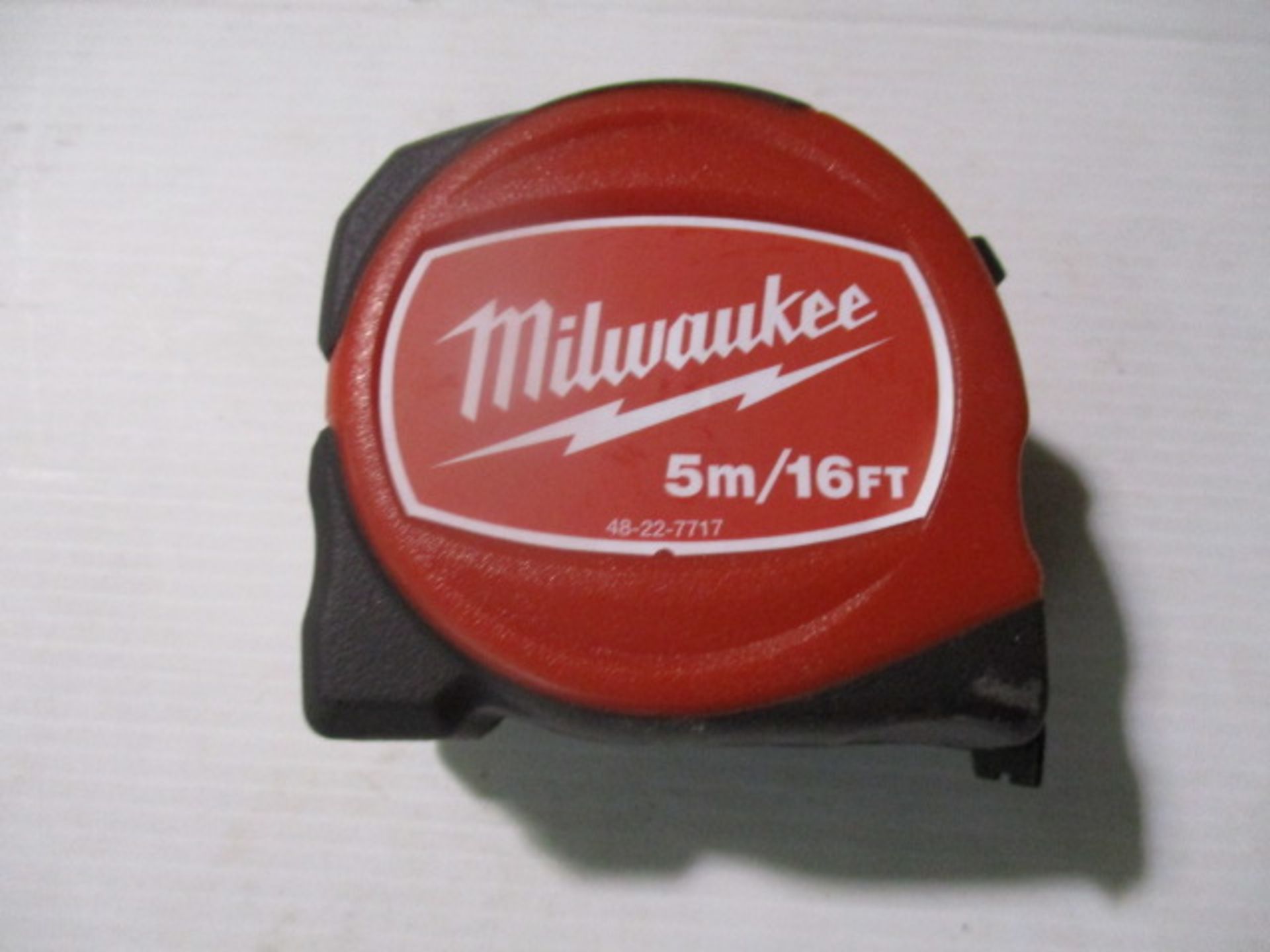 New and unused Milwaukee 5 Metre heavy duty Tape measure design may vary new and unused