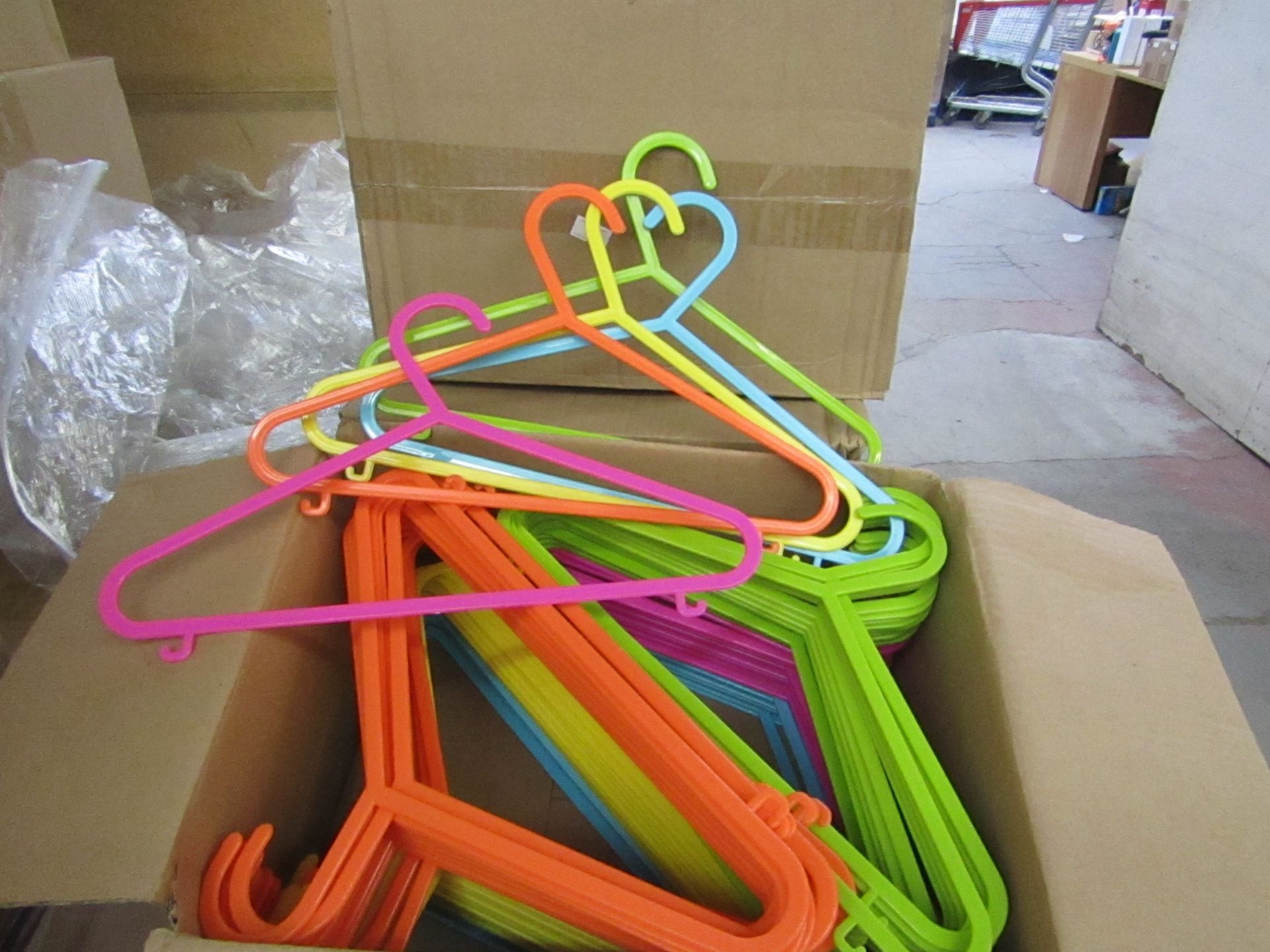 Box of 100 Mixed Bright coloured Childrens Clothes Hangers, new