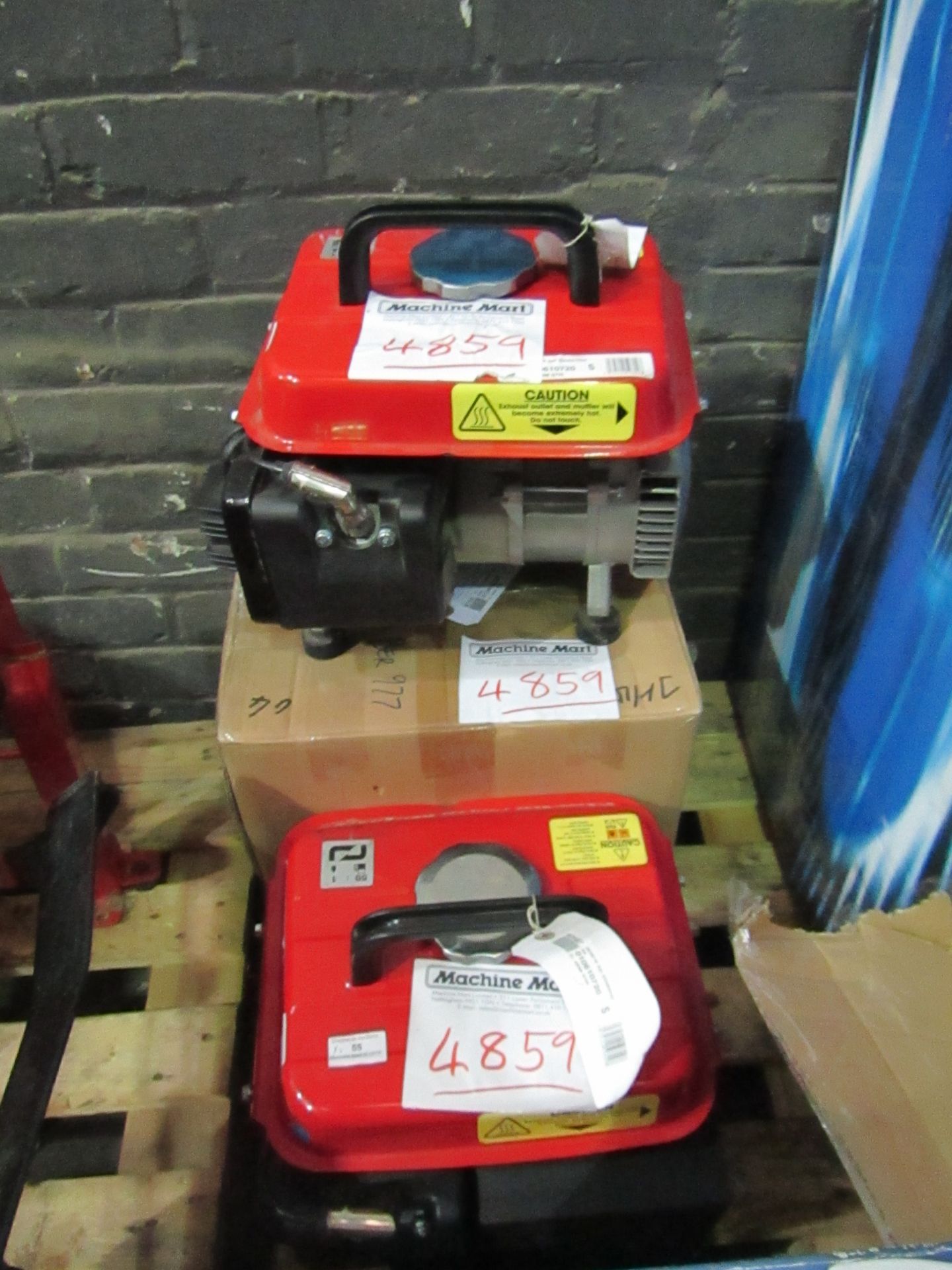 3x Clarke G720 2 Stroke Petrol Generator, RRP £99.98 Please note; this is a raw return and unchecked