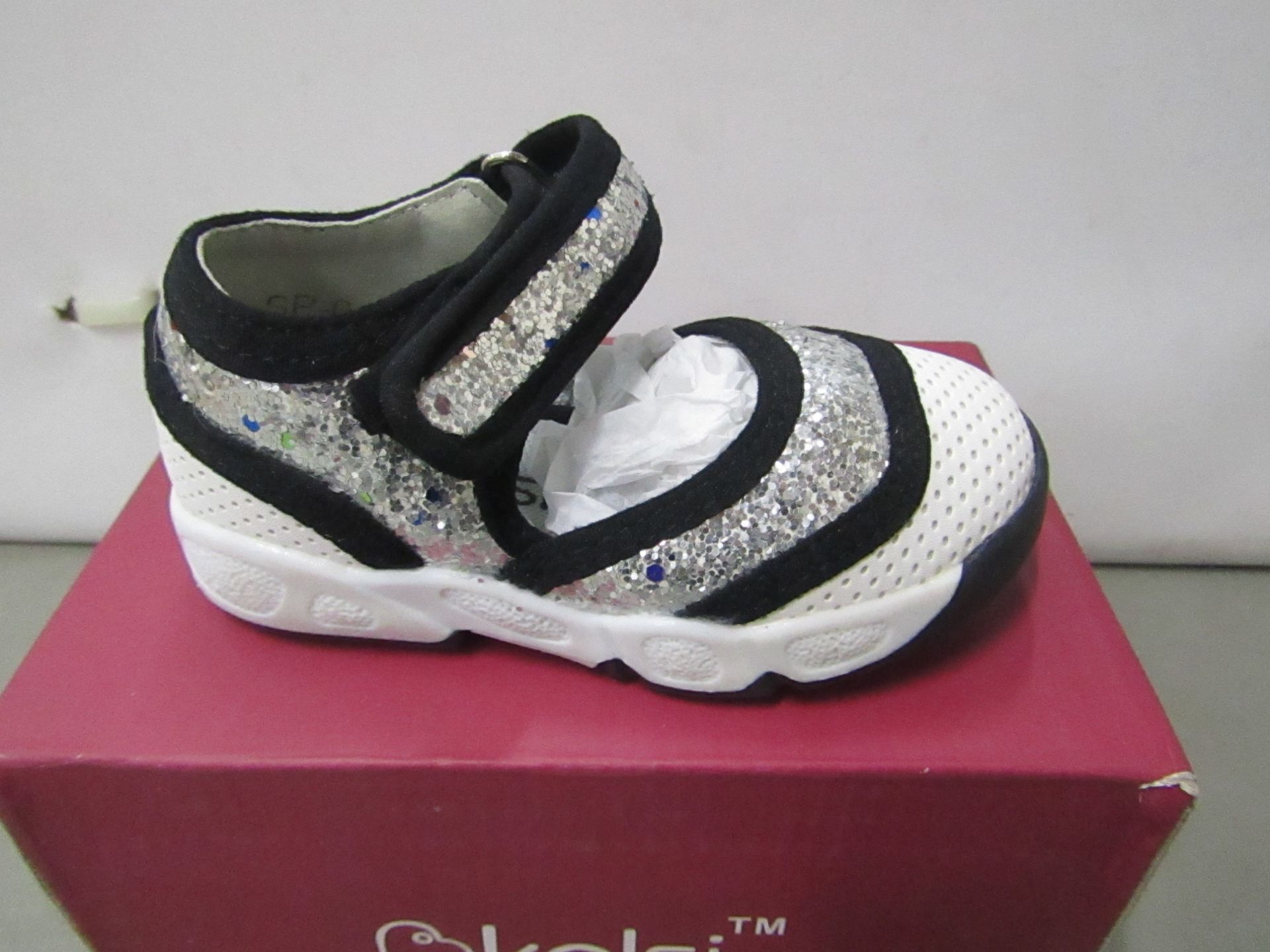 Kelsi Girls shoe with silver sequence design also velcro fastening size K5 new & boxed