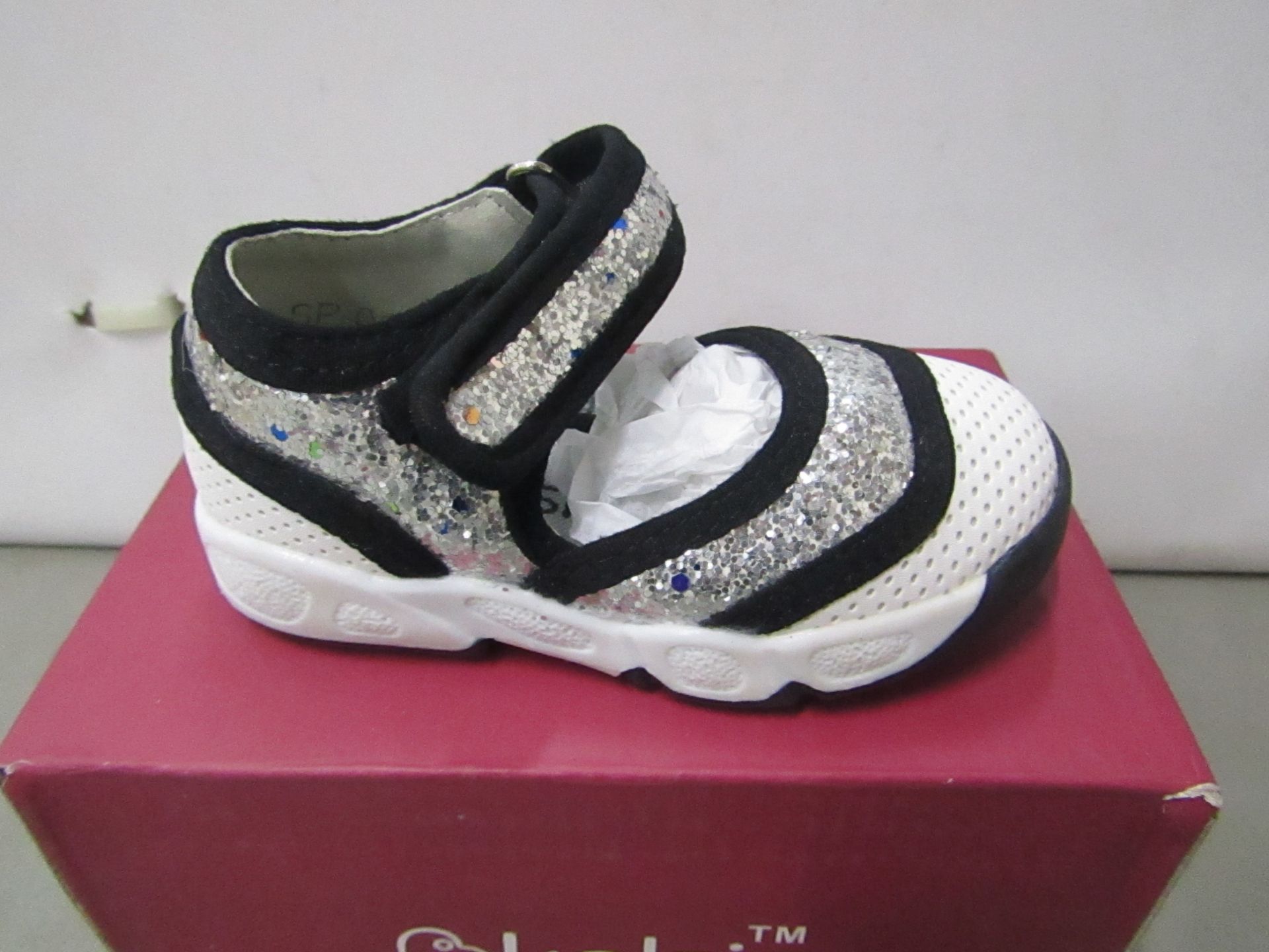 Kelsi Girls shoe with silver sequence design also velcro fastening size K6 new & boxed