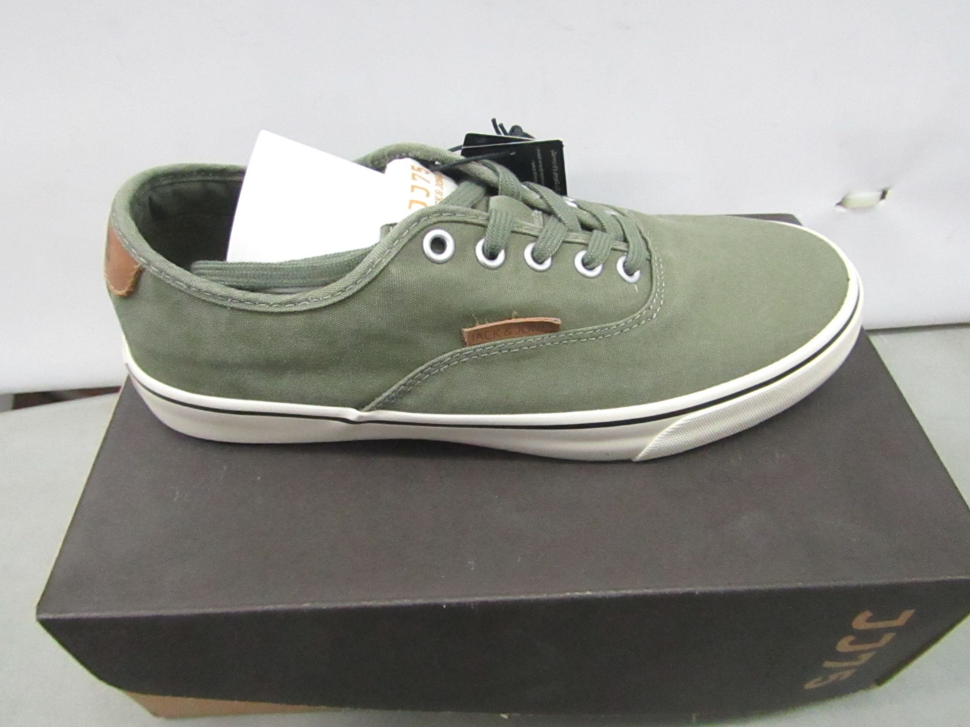 Jack & Jones Canvas shoes green size 7 new & boxed