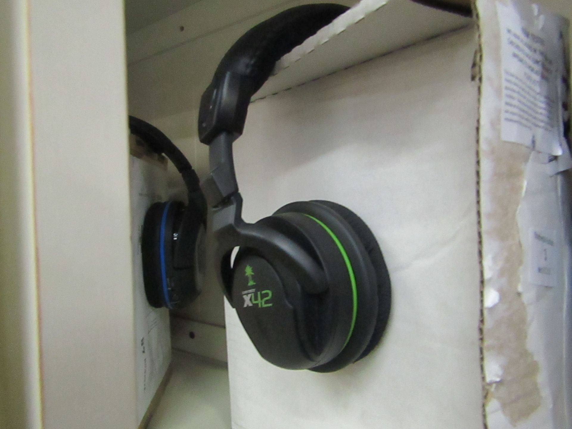 Turtle Beach X42 gaming headset, tested working and boxed.