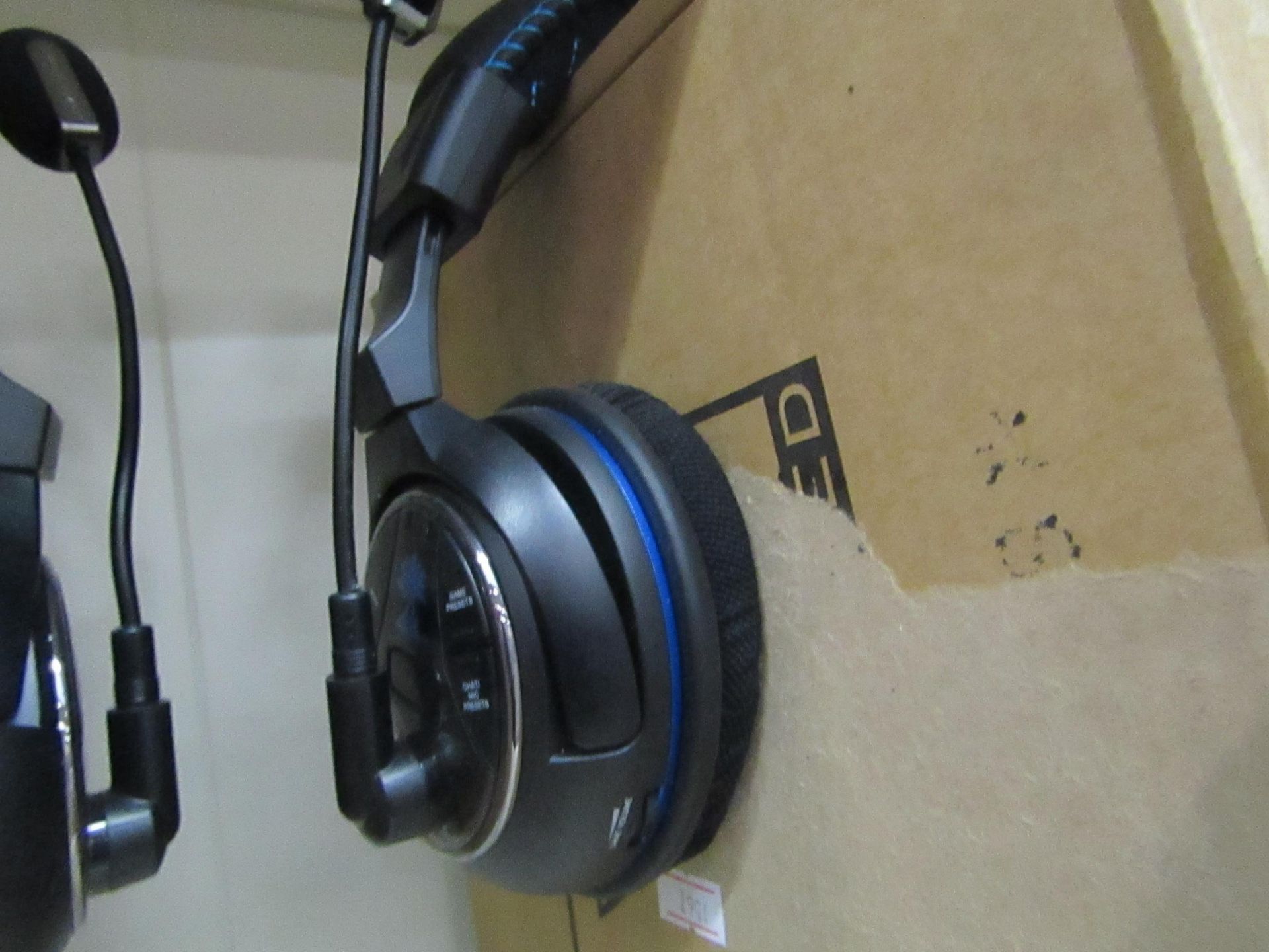 Turtle Beach PX51 gaming headset,powers on (power is not responding).