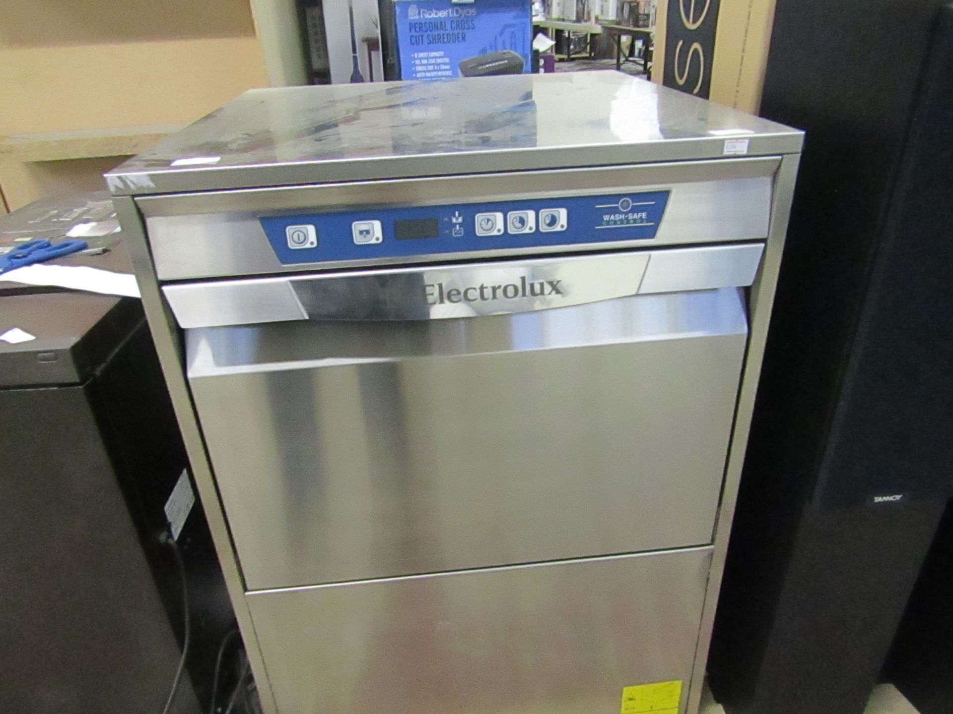 Electrolux Undercounter Dishwasher, 40 racks / hr - 5.35Kw Hot / cold feed - Drain, detergent &