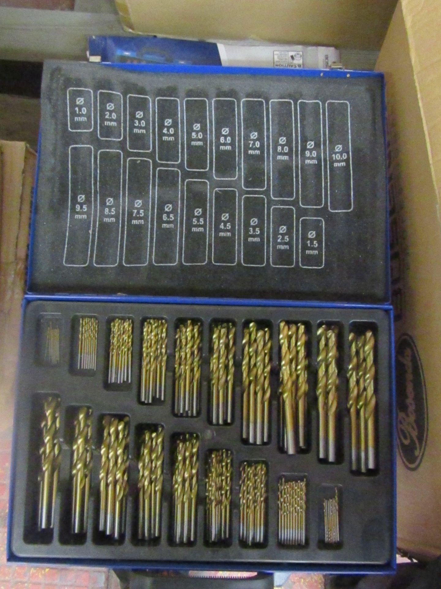 Bosenda Professional 170 piece Drill bit set in metal organising case, new, drill bit range