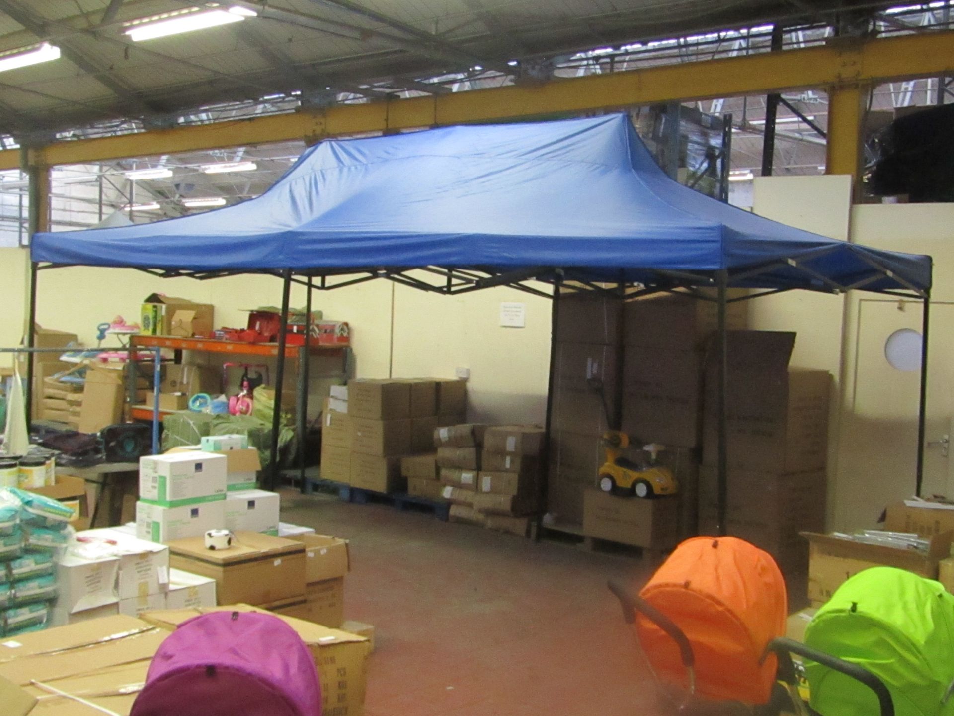 6mtr x 3mtr pop up gazebo with Blue cover, new and boxed