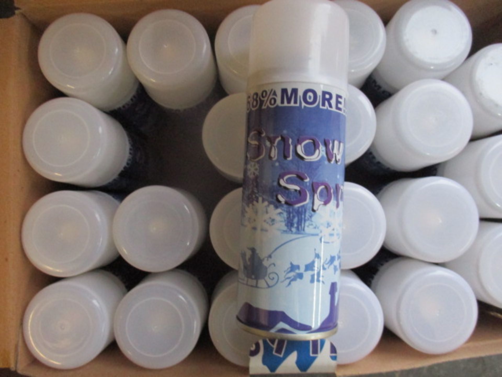500.pcs snow spray in retail display cartons (24.pcs in carton) New unused, some maybe most of - Image 2 of 2