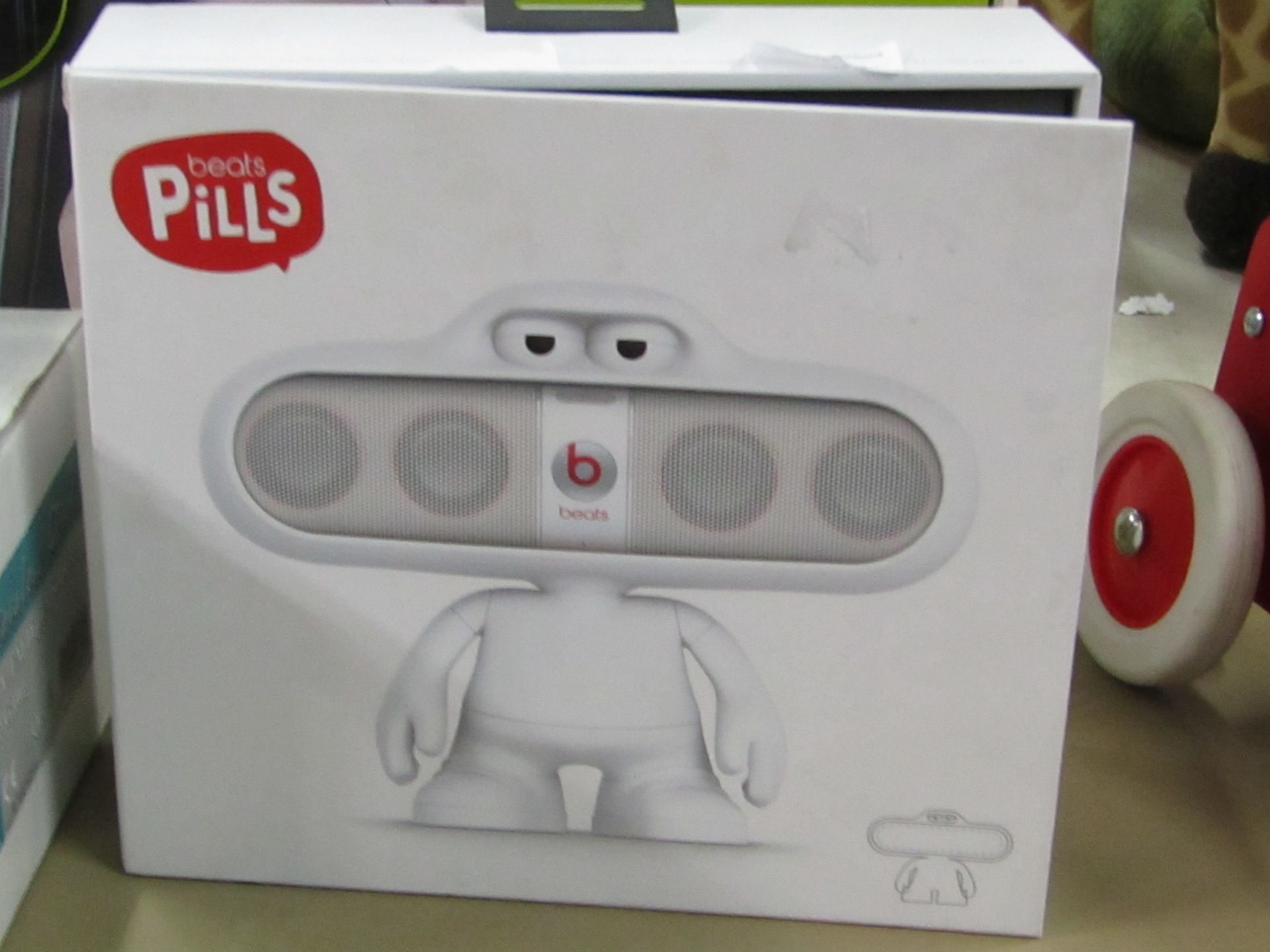 Beats Pill Mouth Man Speaker stand, boxed