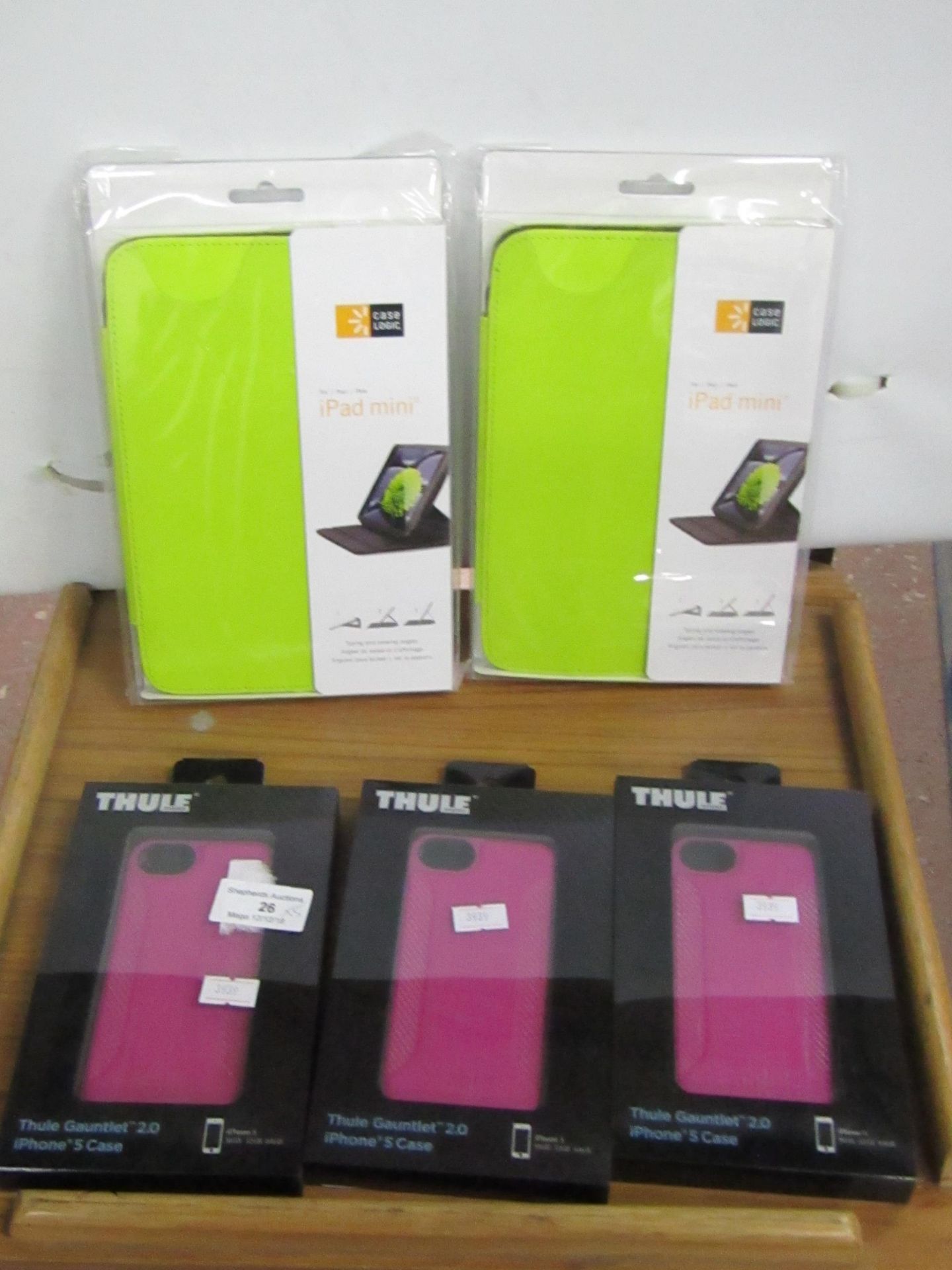 5x Tablet/phone covers, all unchecked