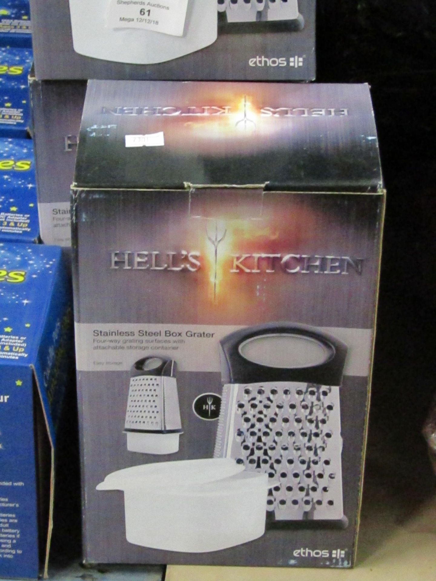 Hells Kitchen Stainless steel grater with catch box, new and boxed