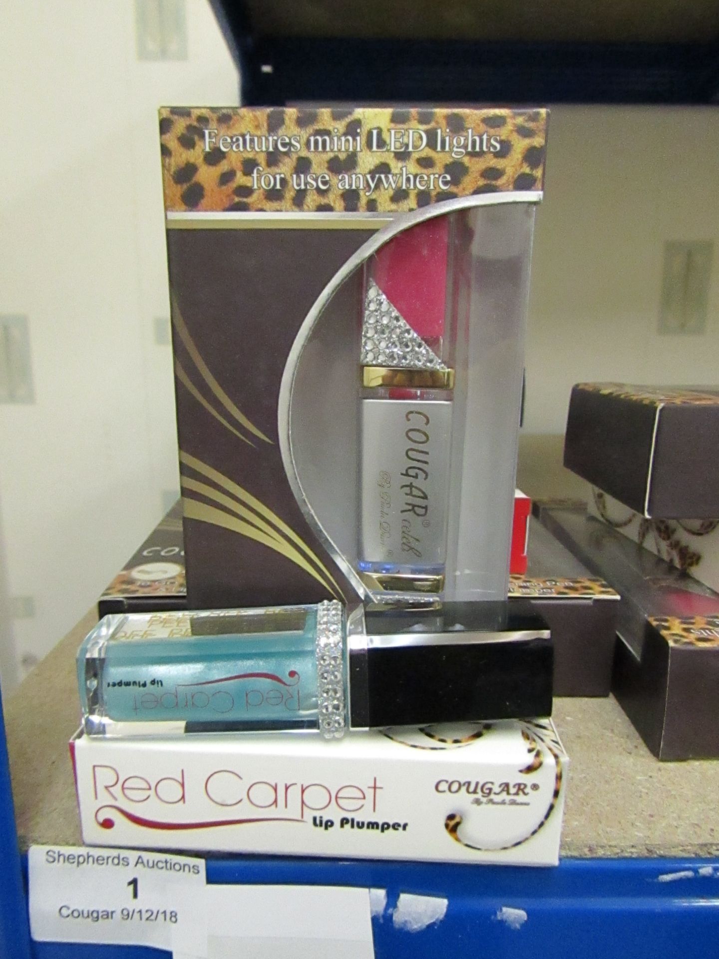 2 Piece Cougar set containing; Cougar Red Carpet lip plumper, blue, brand new and boxed Cougar Celeb