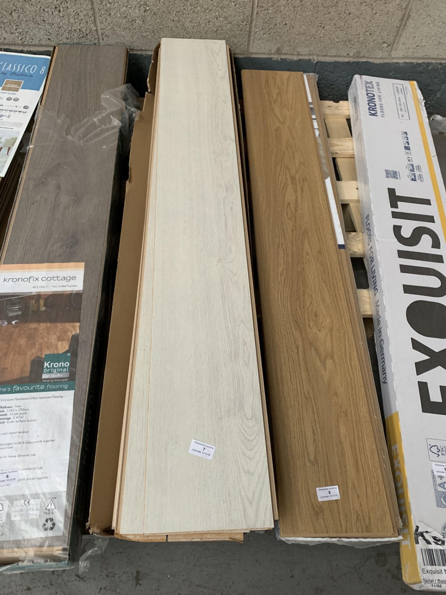 2 packs of Berry Alloc TrendLine Laminate Flooring each pack 2.15 m2 Moon White Oak