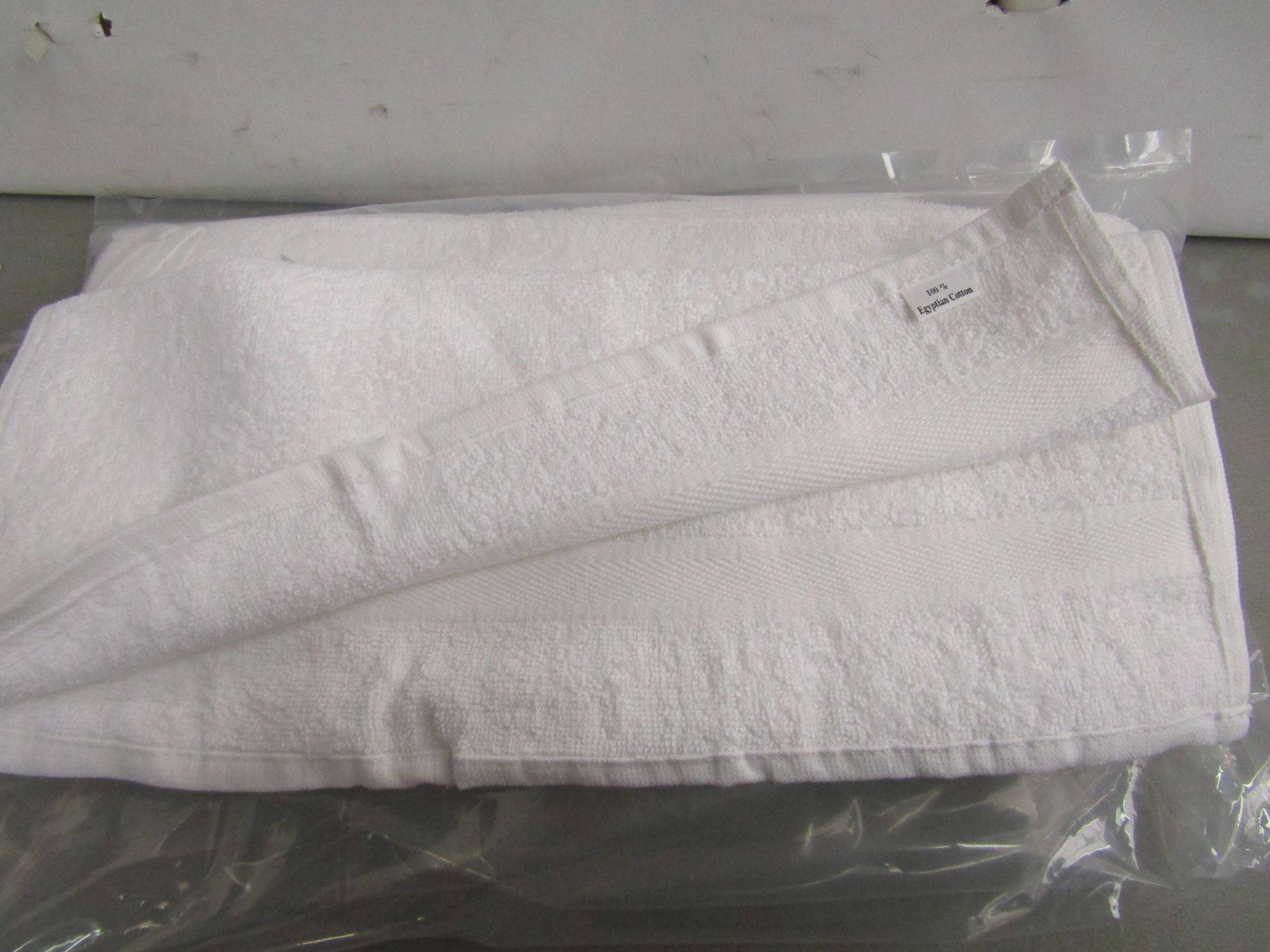 6 X Large Guest 100% Egyptian Cotton Towels size 40 X 60 CM all new