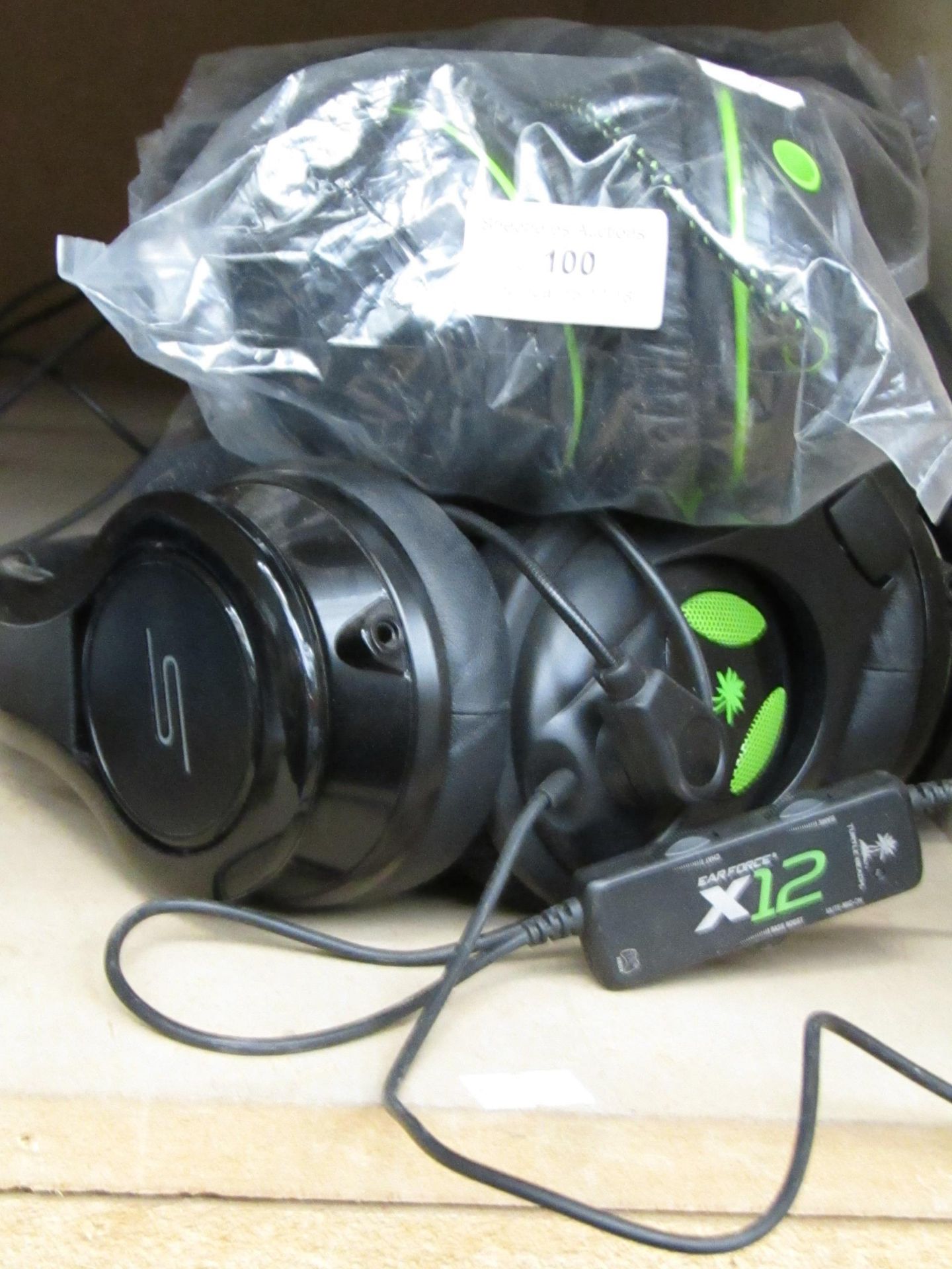 3x Turtle Beach headsets, all untested.
