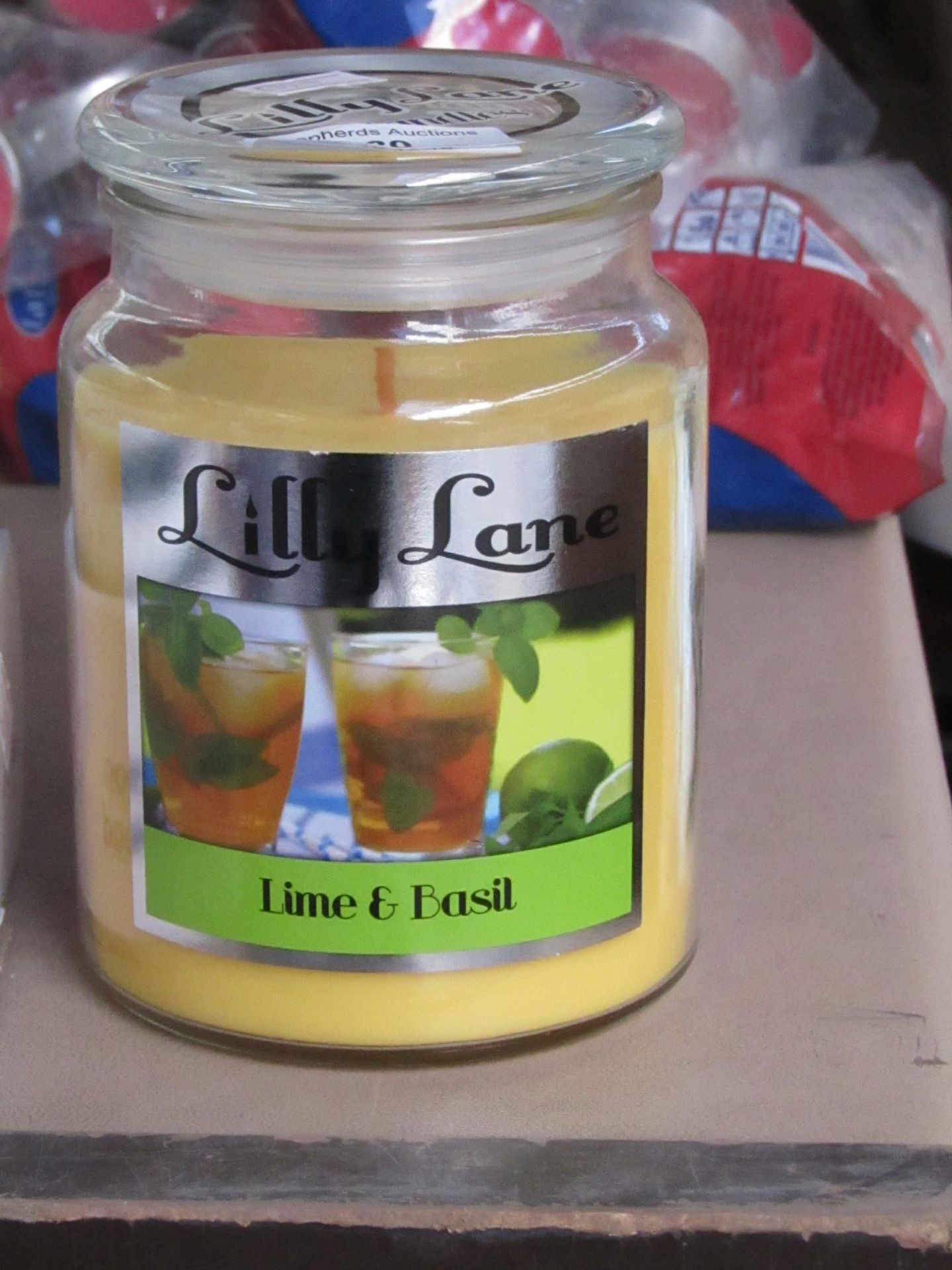 Lilly Lane Lime and basil scented candle, new