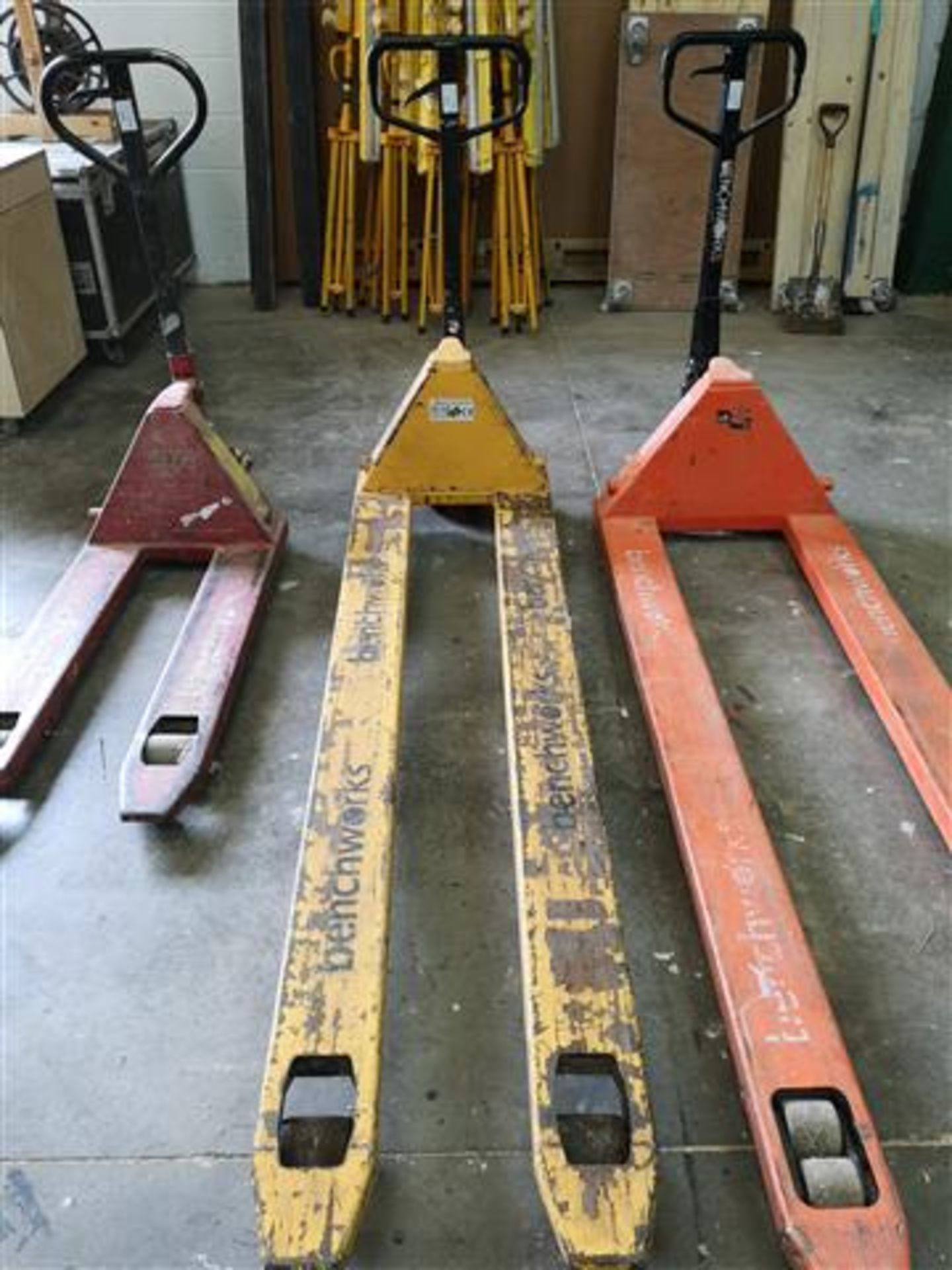 2,000kg Long Fork (2,000mm) Pallet Truck