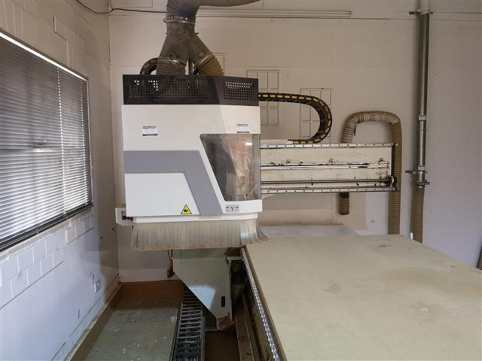 SCM Record 100AL CNC Machining Centre (2008) - Image 6 of 12