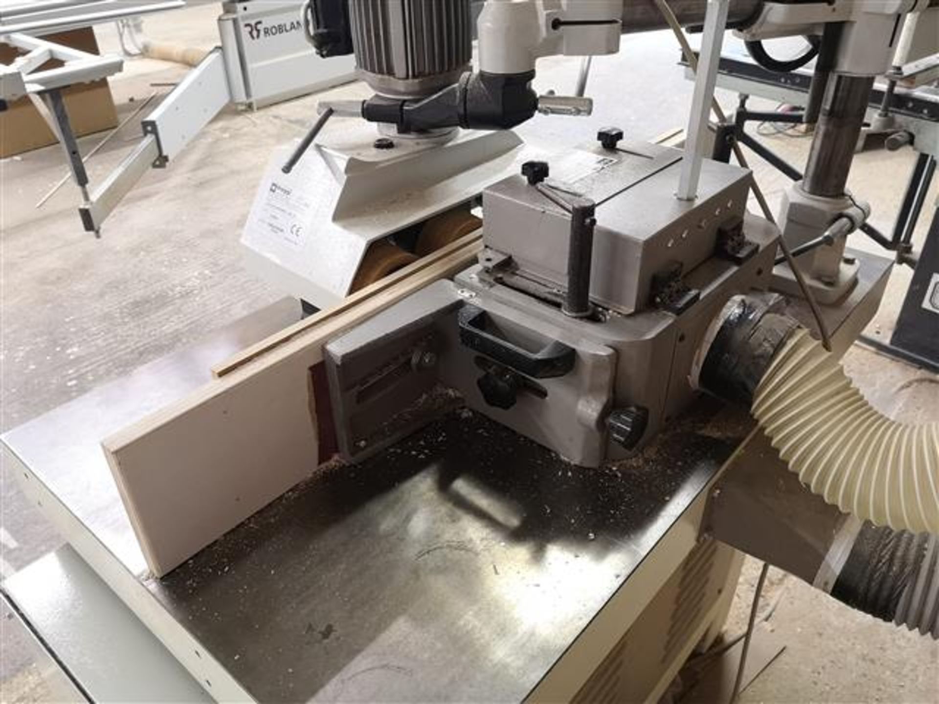 Esse Emme F105 Spindle Moulder Complete with Maggi Steff 2034 Power Feed - Image 4 of 7